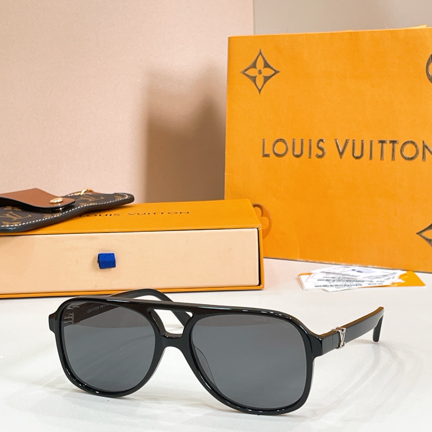 LOUIS VUITTO*✨✨✨MODEL：Z2866U✨✨✨ SIZE：57口17-140✨✨✨