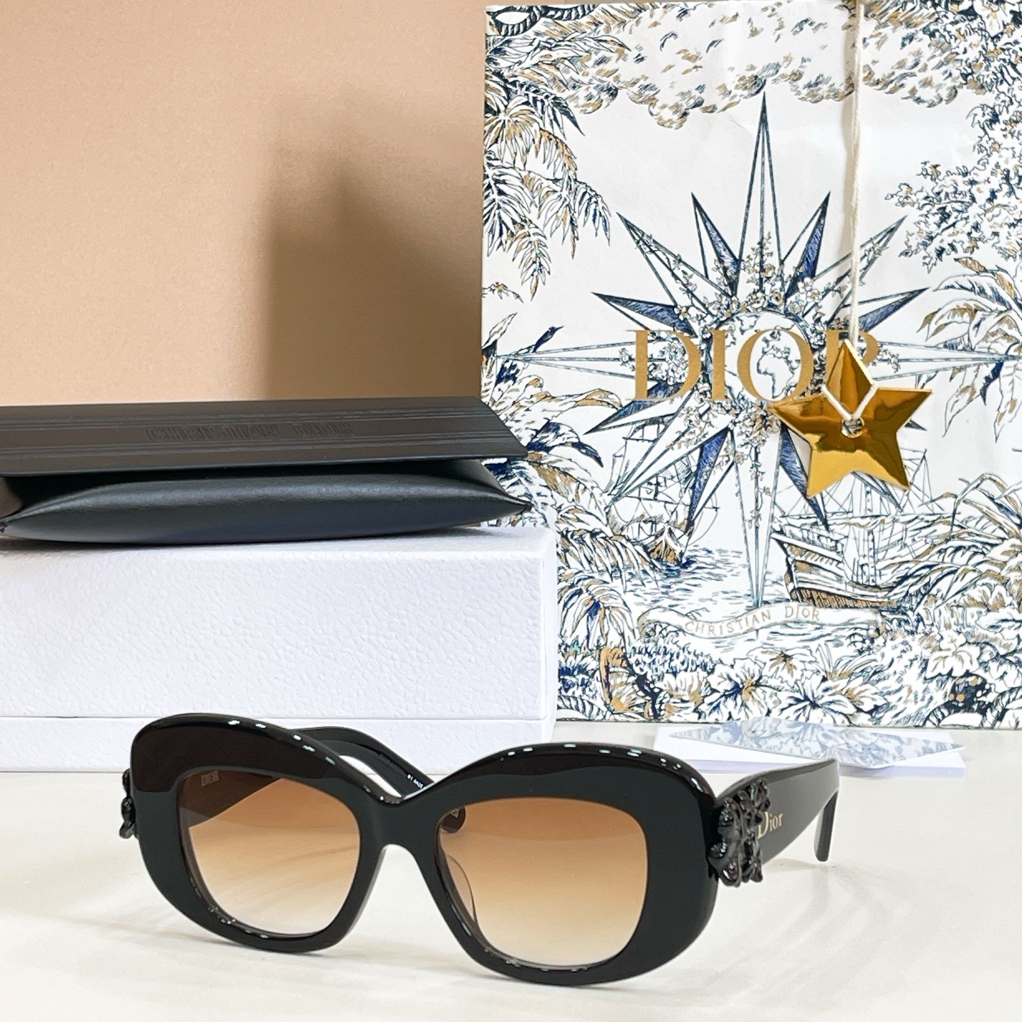 DIO*✨✨✨MODEL: Dior Clover S3F✨✨✨SIZE：51口18-145✨✨✨