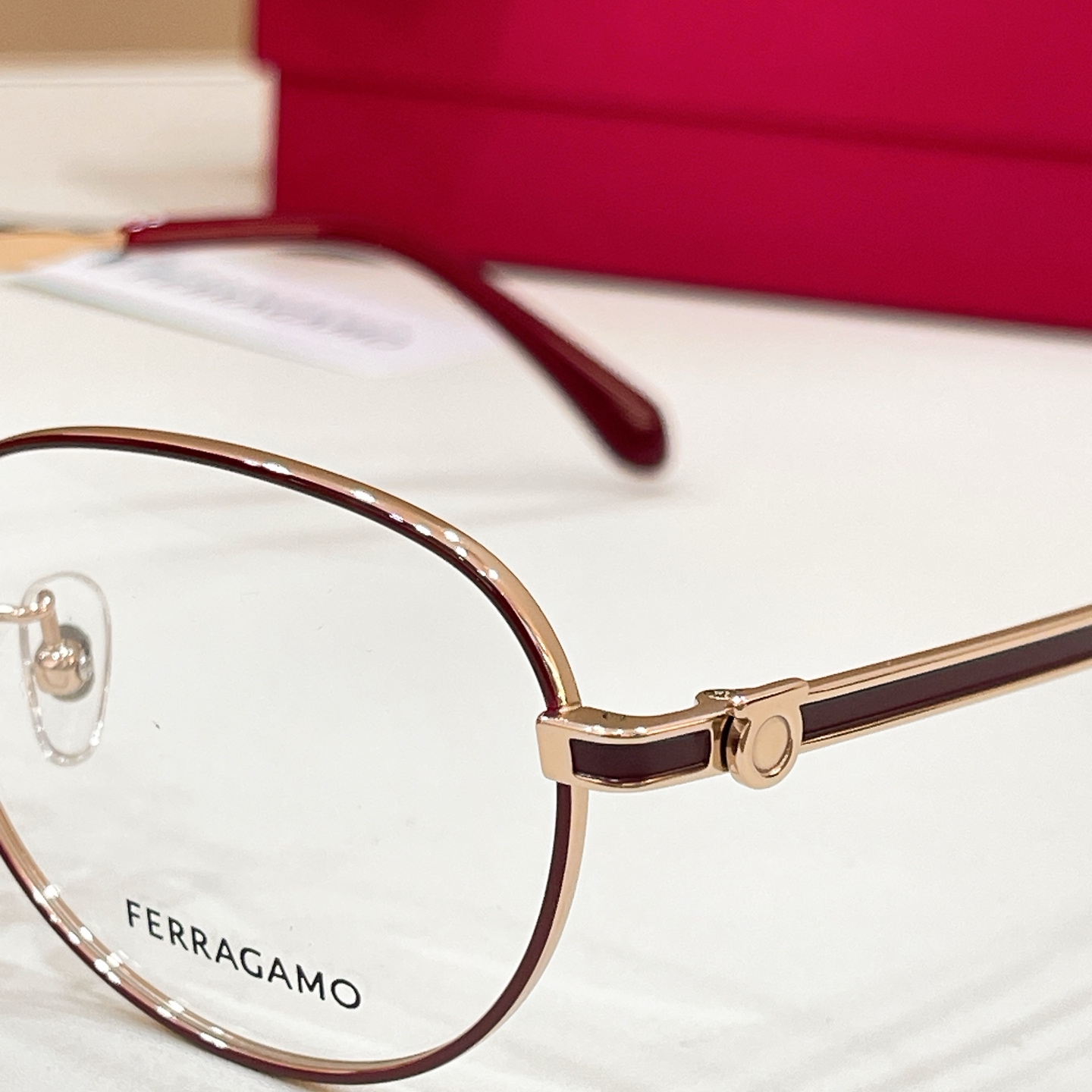 Salvatore ferragam* 菲*拉格慕 💚💚MODEL：SF2593LB💚💚💚SIZE：54