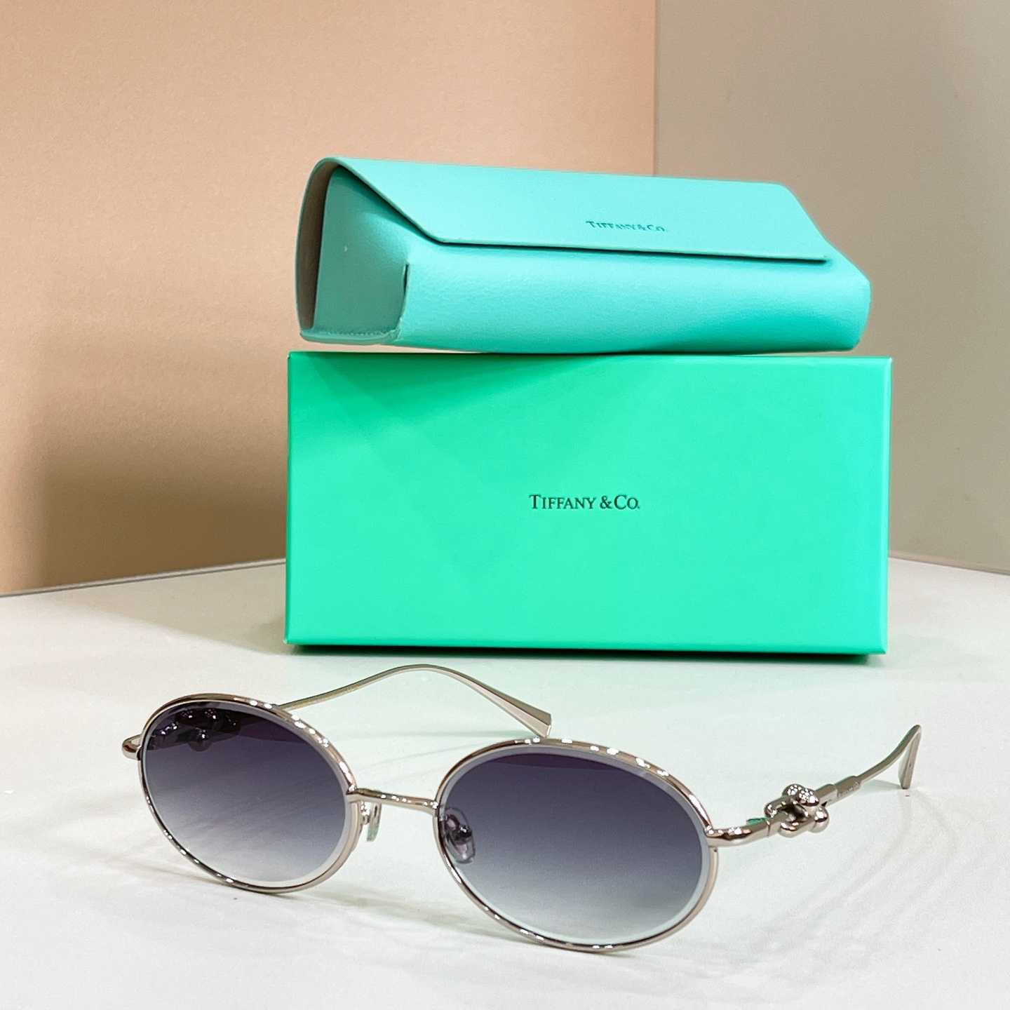 TIFFANY&Co.✨✨✨MODEL：TF2045L✨✨✨ SIZE：57口19-145✨✨✨