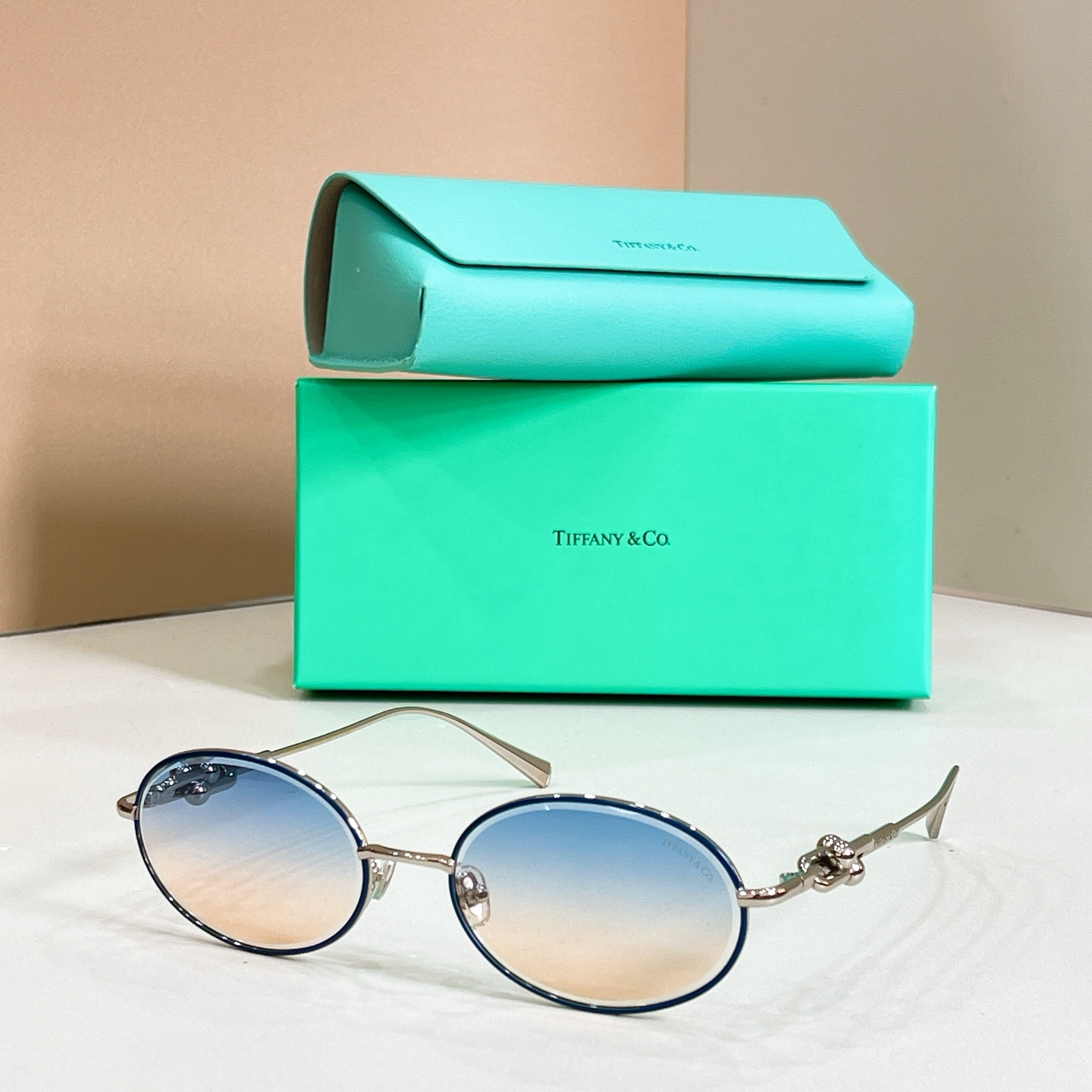 TIFFANY&Co.✨✨✨MODEL：TF2045L✨✨✨ SIZE：57口19-145✨✨✨