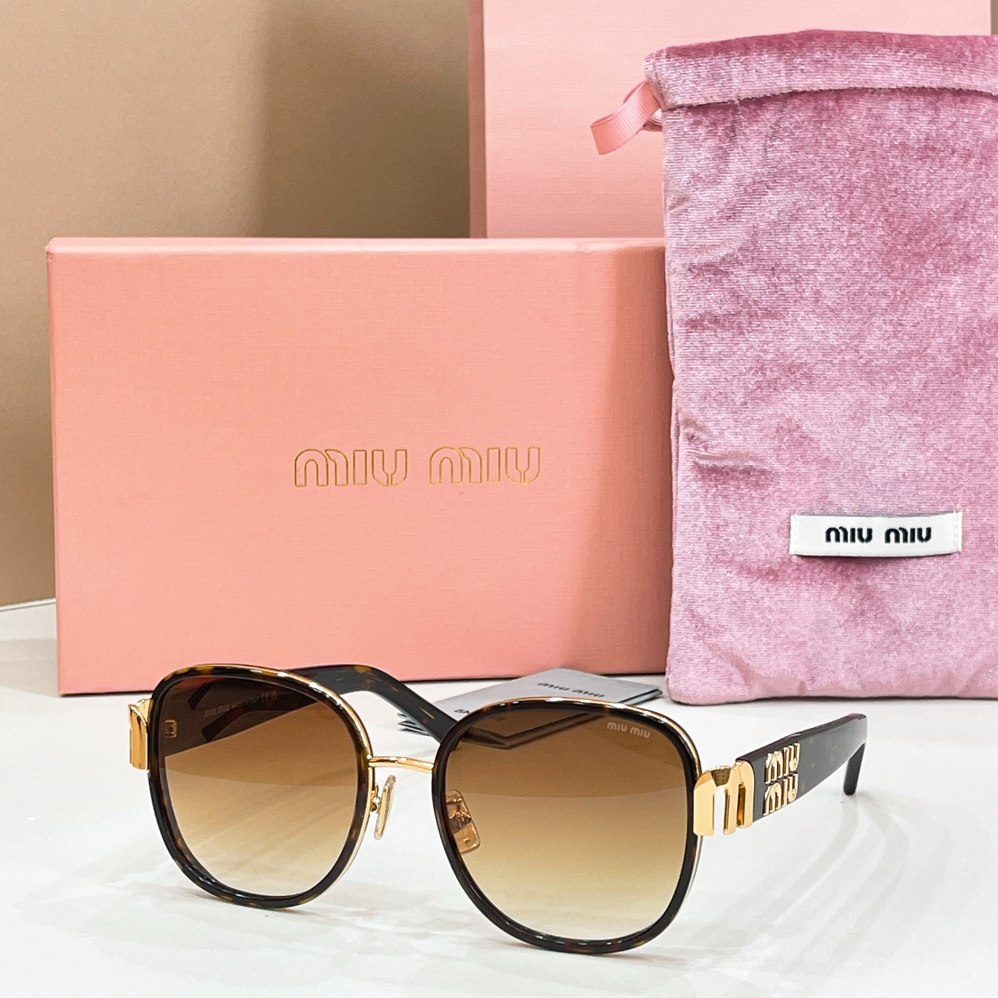 MIU M*🎀🎀🎀MODEL:SMU 56WS🎀🎀🎀SIZE：57口20-145🎀🎀🎀