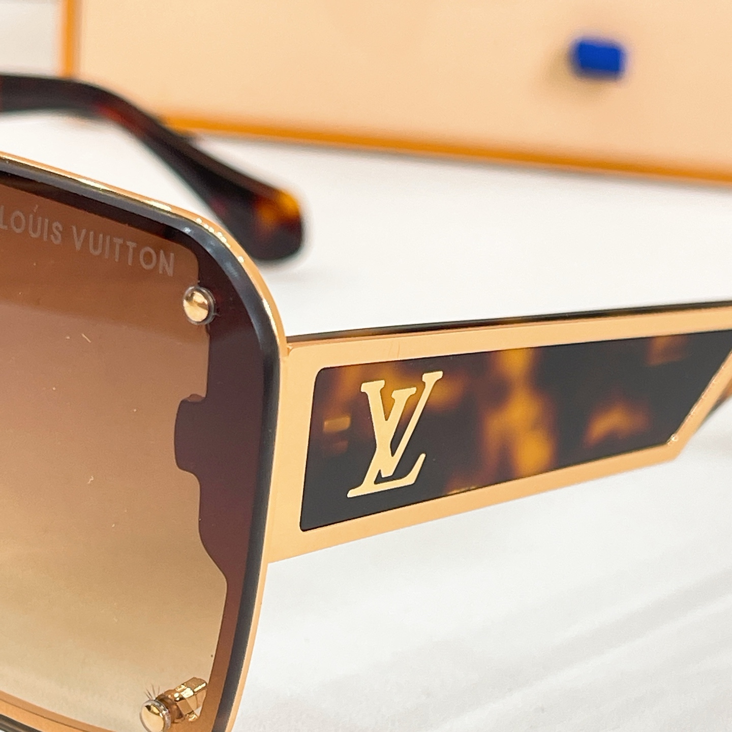 LOUIS VUITTO*✨✨✨MODEL：Z2629U ✨✨✨ SIZE：70口7-145✨✨✨
