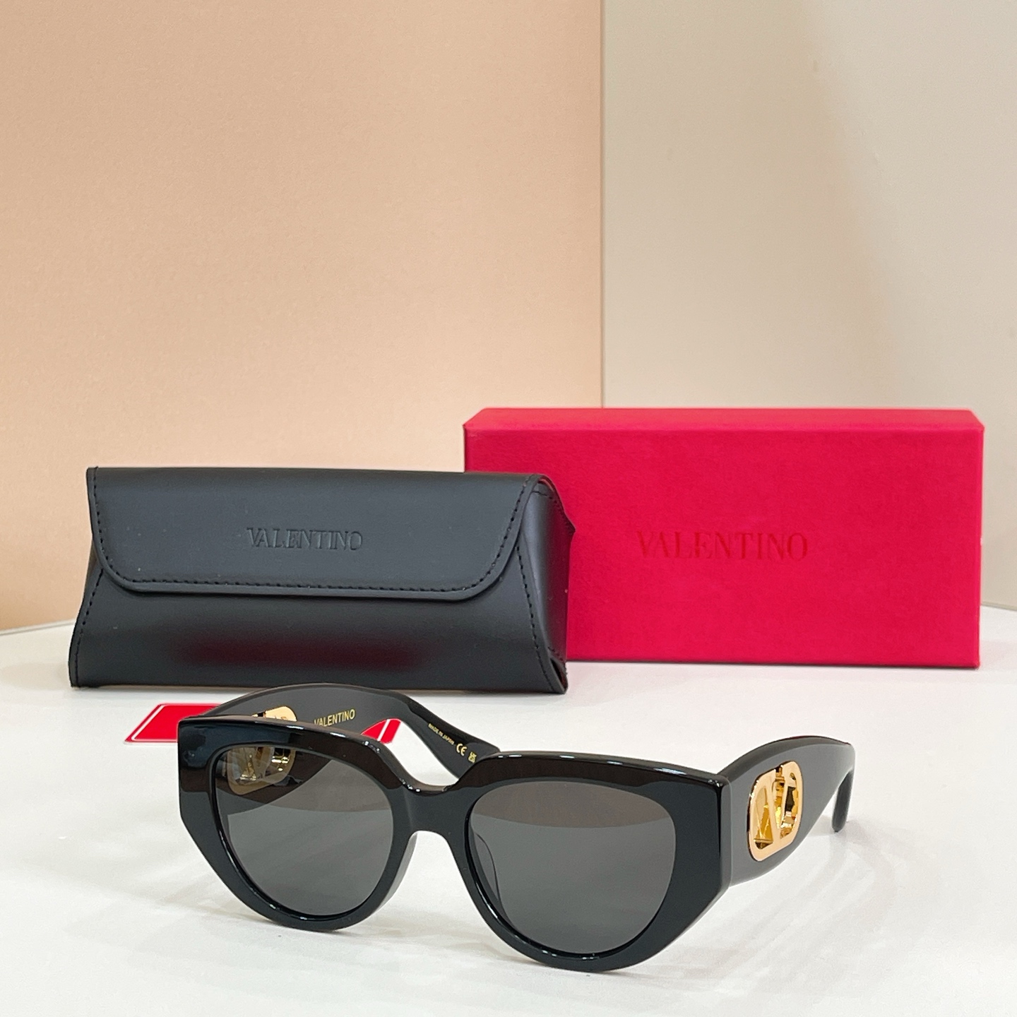 VALENTINO✨✨✨MODEL：VG0002S✨✨✨SIZE：55口18-140✨ ✨