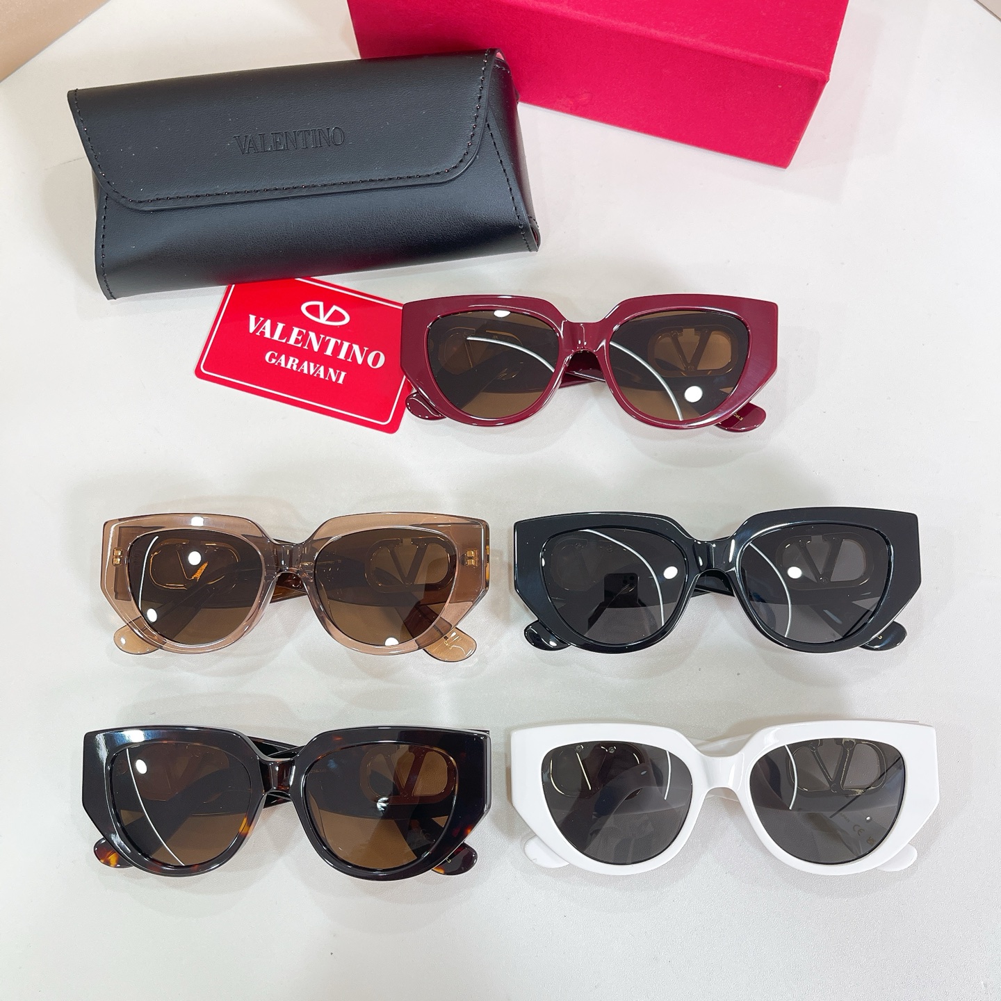 VALENTINO✨✨✨MODEL：VG0002S✨✨✨SIZE：55口18-140✨ ✨
