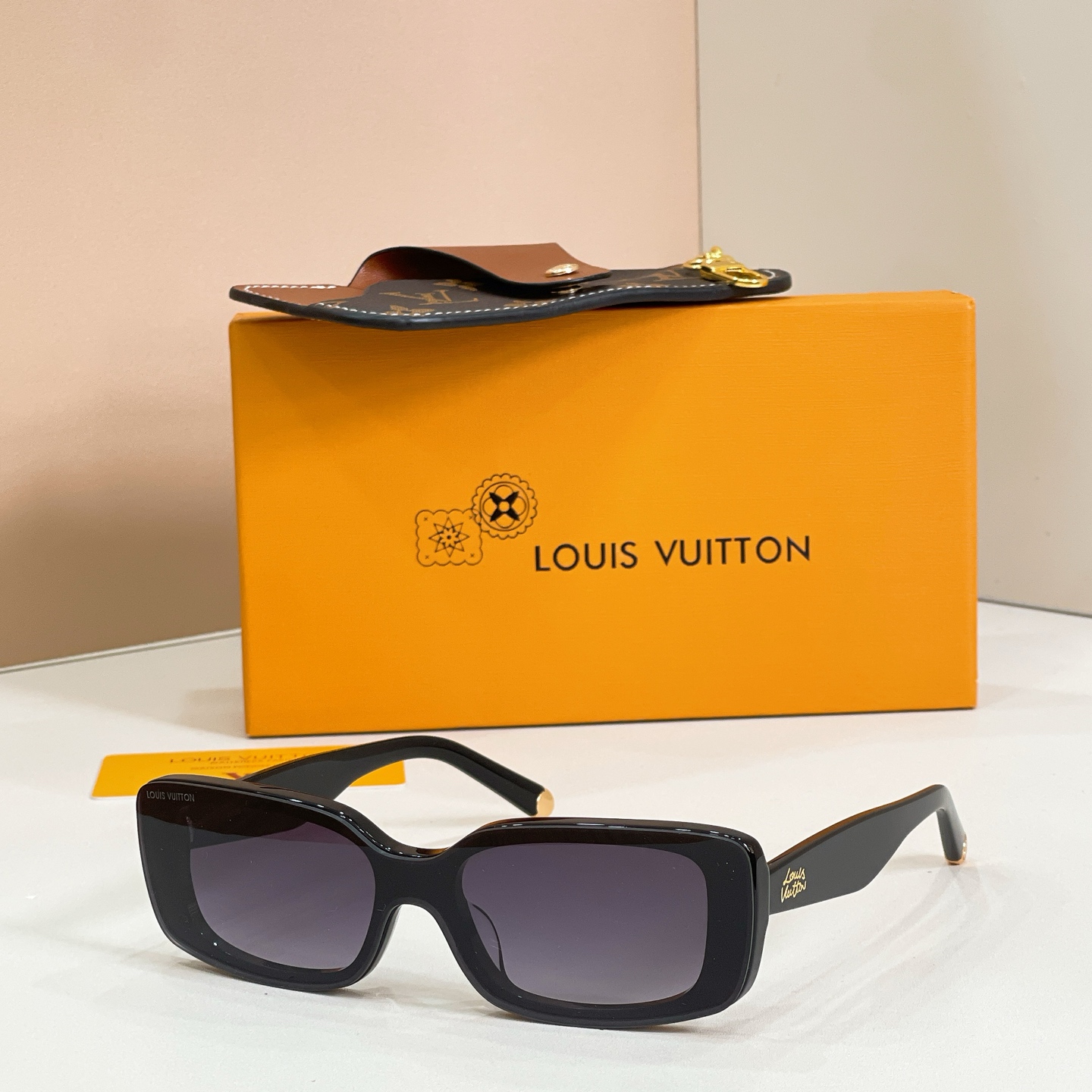LOUIS VUITTO*✨✨✨MODEL：Z3165U✨✨✨ SIZE：144口0-145✨✨✨