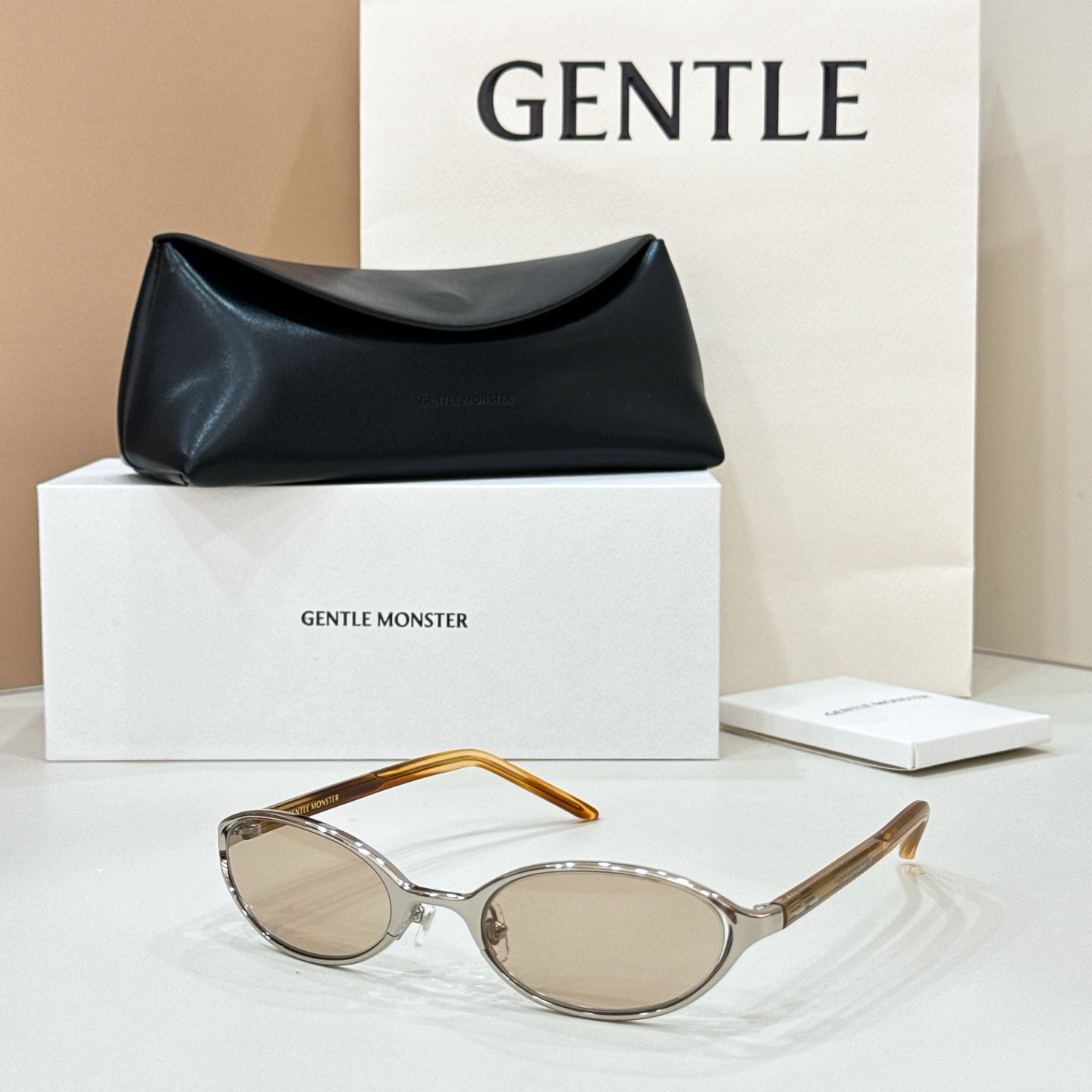GENTLE MONSTE*🐼🐼🐼MODEL：MOODY🐼🐼🐼SIZE:55口21-145🐼🐼🐼