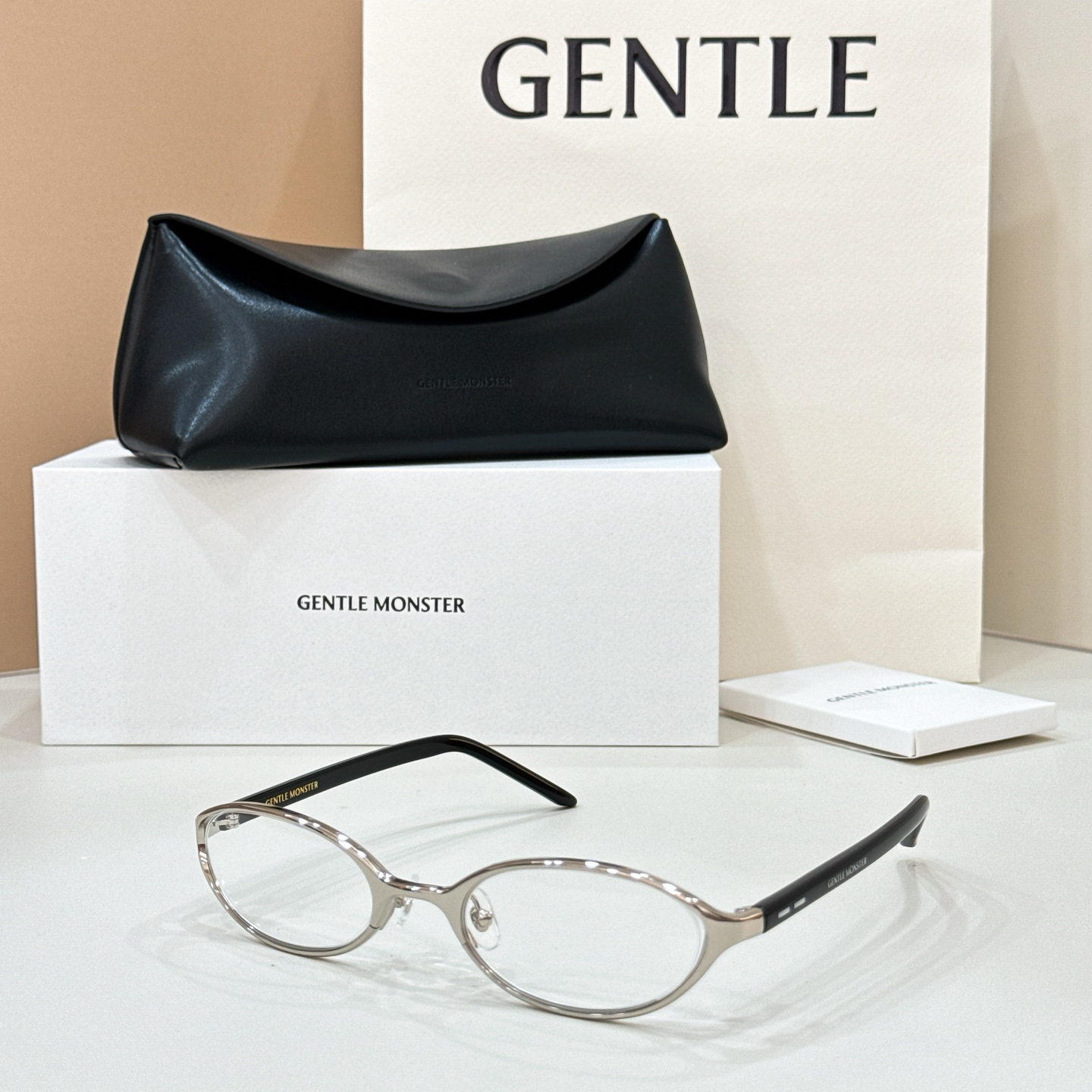 GENTLE MONSTE*🐼🐼🐼MODEL：MOODY🐼🐼🐼SIZE:55口21-145🐼🐼🐼