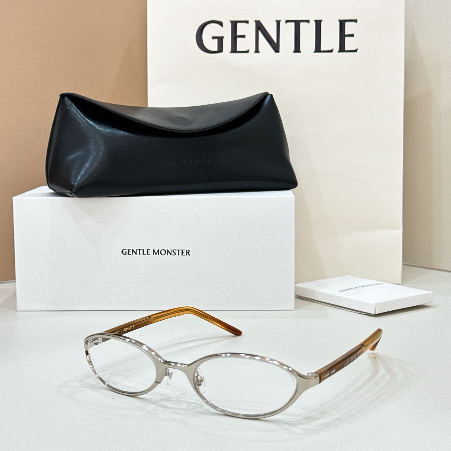 GENTLE MONSTE*🐼🐼🐼MODEL：MOODY🐼🐼🐼SIZE:55口21-145🐼🐼🐼