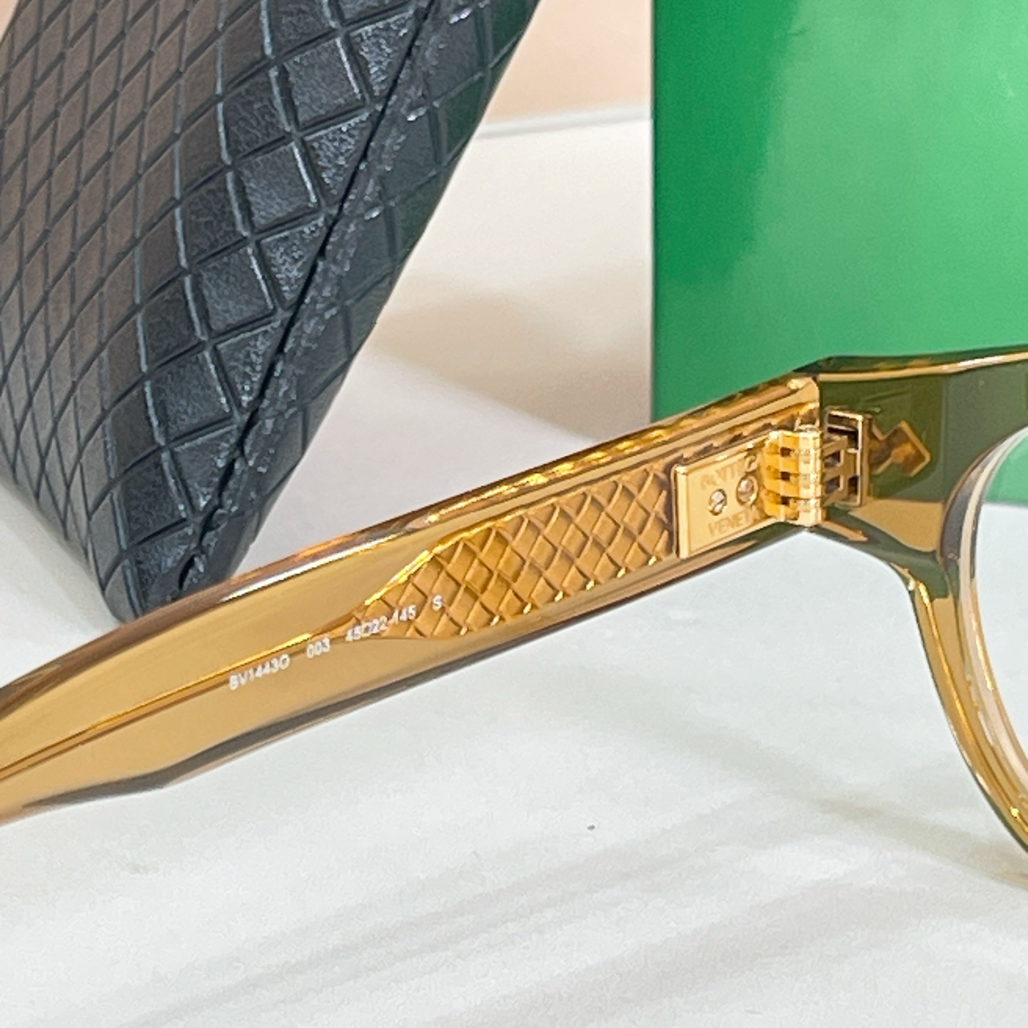 BOTTEGA VENET*🌟🌟🌟MODEL：BV 1443O🌟🌟🌟SIZE：45口22-145🌟🌟🌟