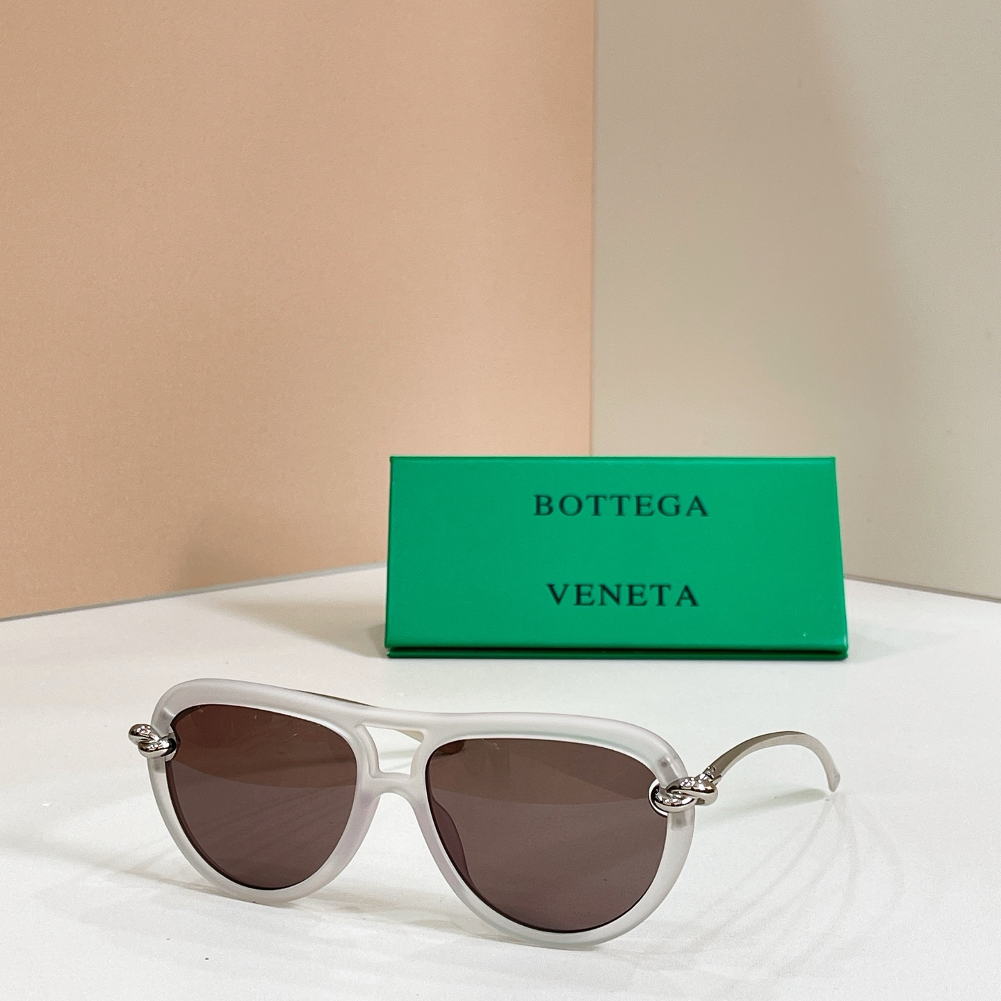 BOTTEGA VENET*🌟🌟🌟MODEL：BV1418S 🌟🌟🌟SIZE：58口15-145🌟🌟🌟
