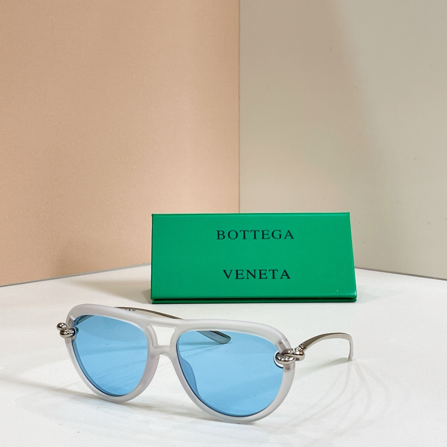 BOTTEGA VENET*🌟🌟🌟MODEL：BV1418S 🌟🌟🌟SIZE：58口15-145🌟🌟🌟