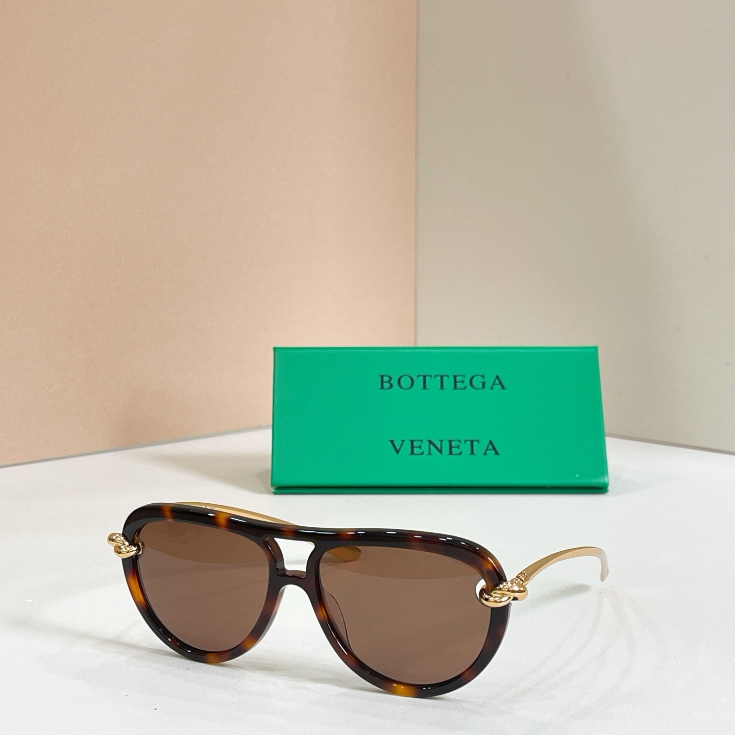 BOTTEGA VENET*🌟🌟🌟MODEL：BV1418S 🌟🌟🌟SIZE：58口15-145🌟🌟🌟