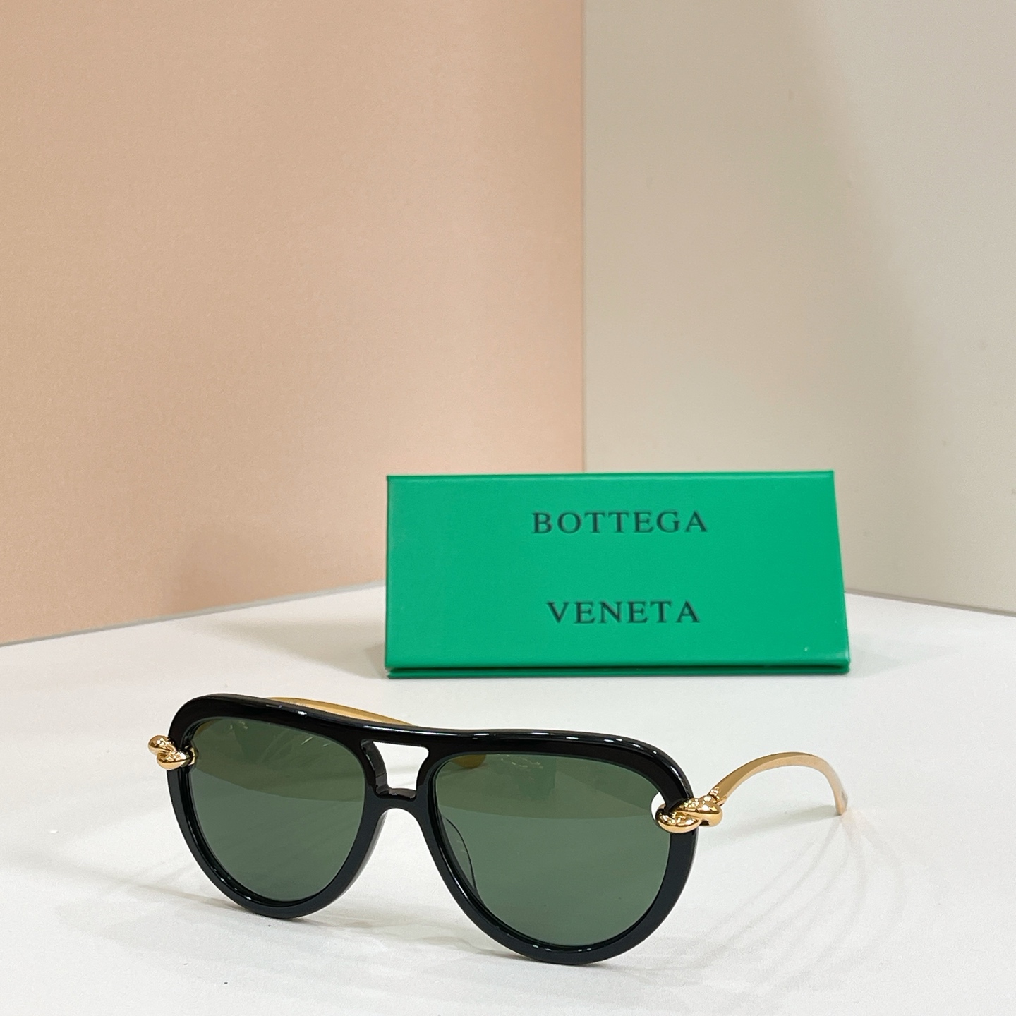 BOTTEGA VENET*🌟🌟🌟MODEL：BV1418S 🌟🌟🌟SIZE：58口15-145🌟🌟🌟