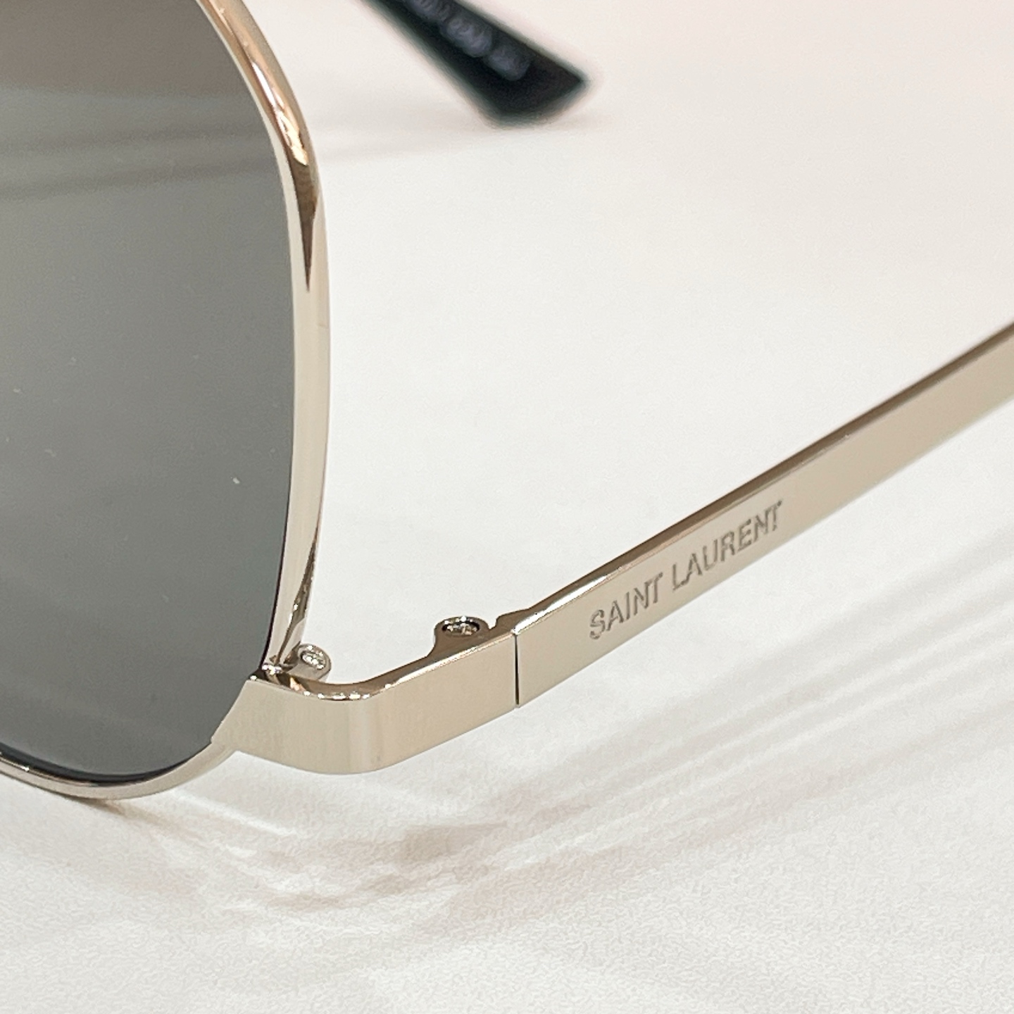 SAINT LAUREN*🌟🌟🌟MODEL：SL690🌟🌟🌟SIZE：61口11-140🌟🌟🌟