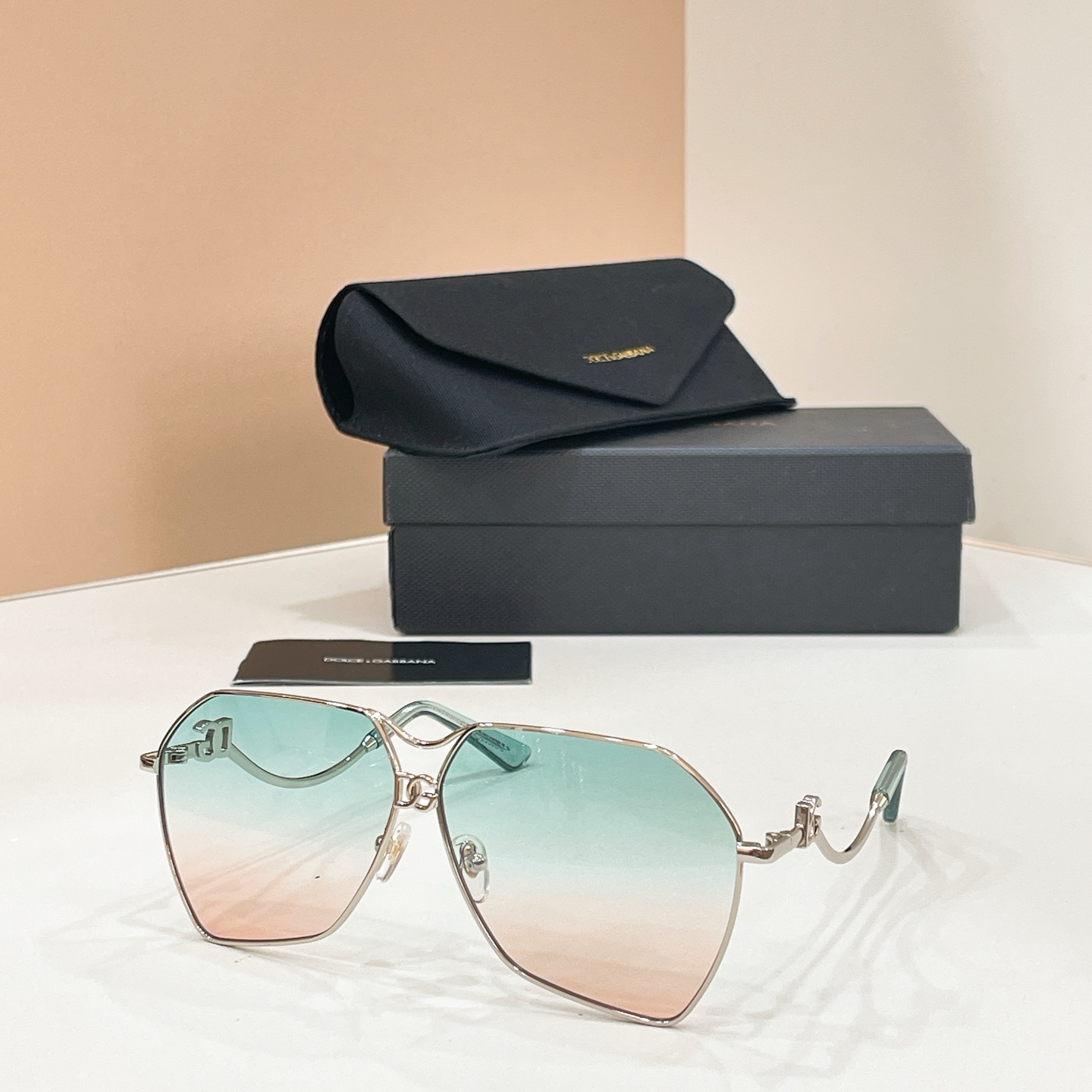 DOLCE & GABBAN*🌟🌟🌟MODEL：DG2326🌟🌟🌟SIZE：62口10-145🌟🌟🌟