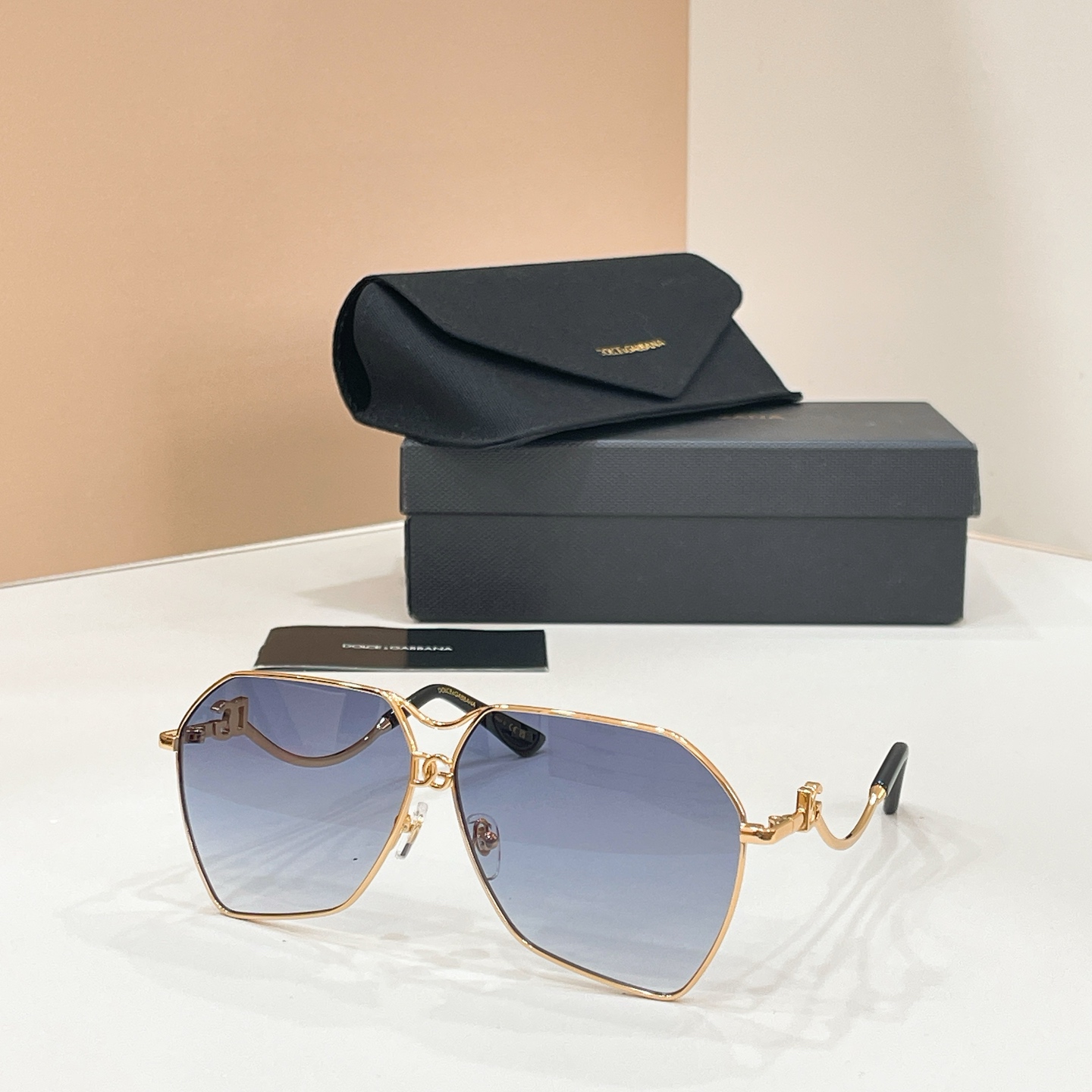DOLCE & GABBAN*🌟🌟🌟MODEL：DG2326🌟🌟🌟SIZE：62口10-145🌟🌟🌟