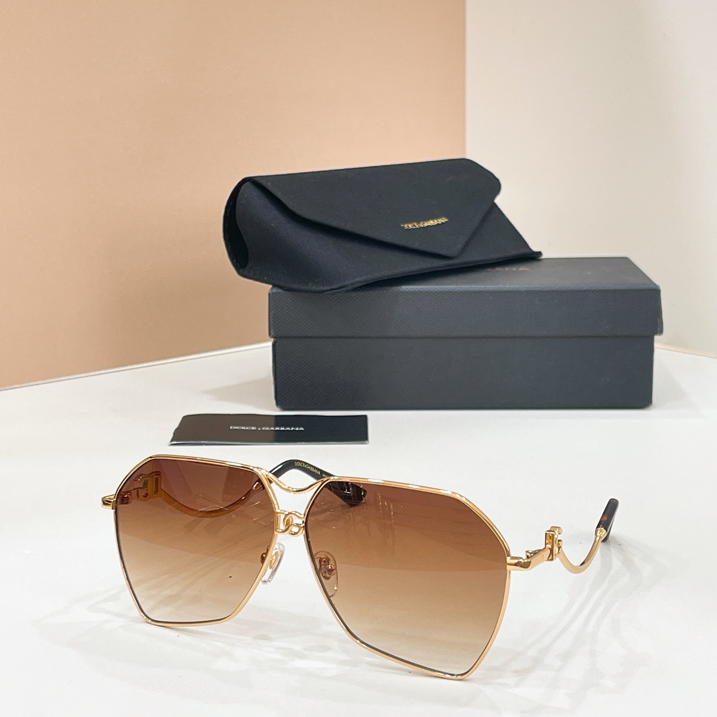 DOLCE & GABBAN*🌟🌟🌟MODEL：DG2326🌟🌟🌟SIZE：62口10-145🌟🌟🌟