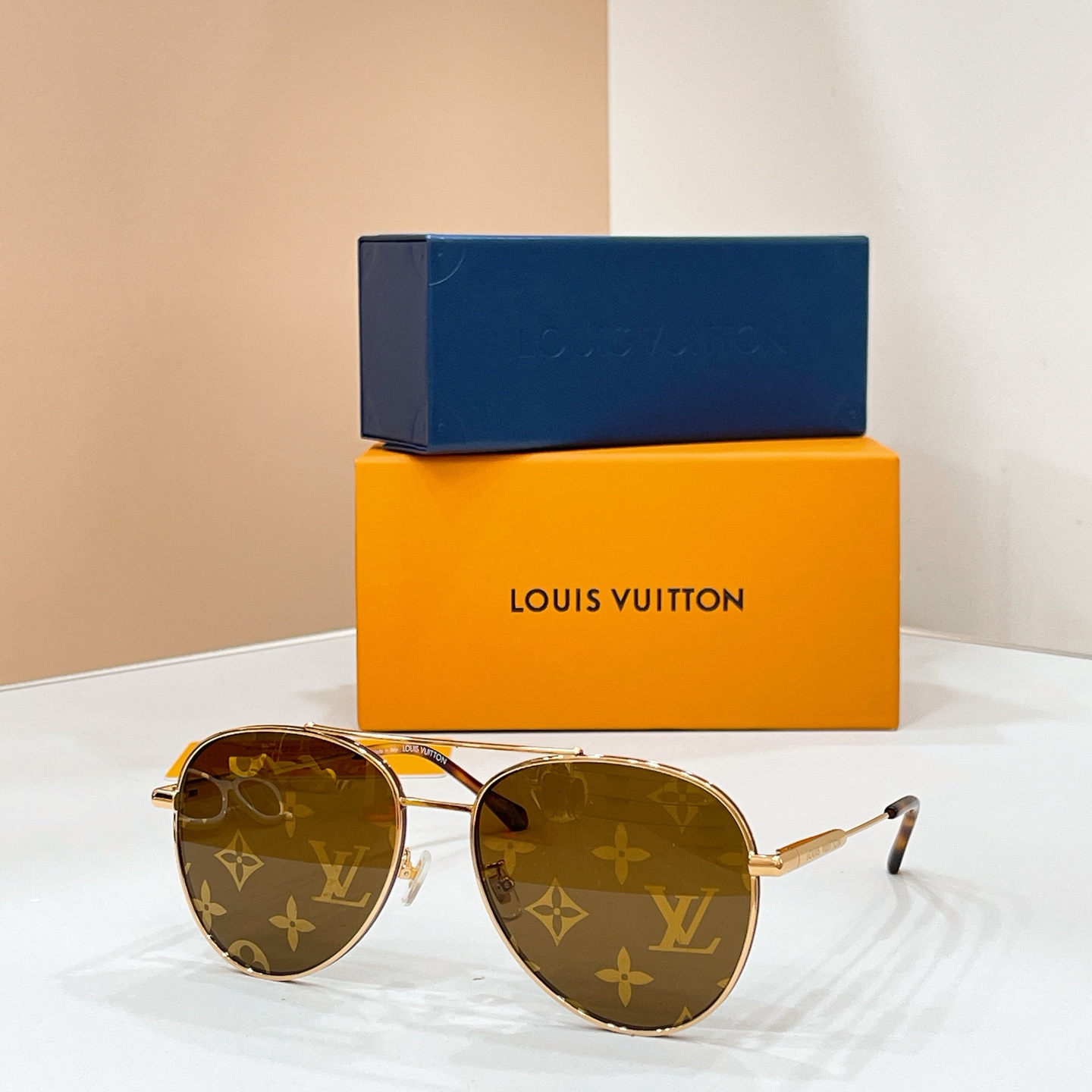 LOUIS VUITTO*✨✨✨MODEL：Z40192W✨✨✨ SIZE：59口18-145✨✨✨