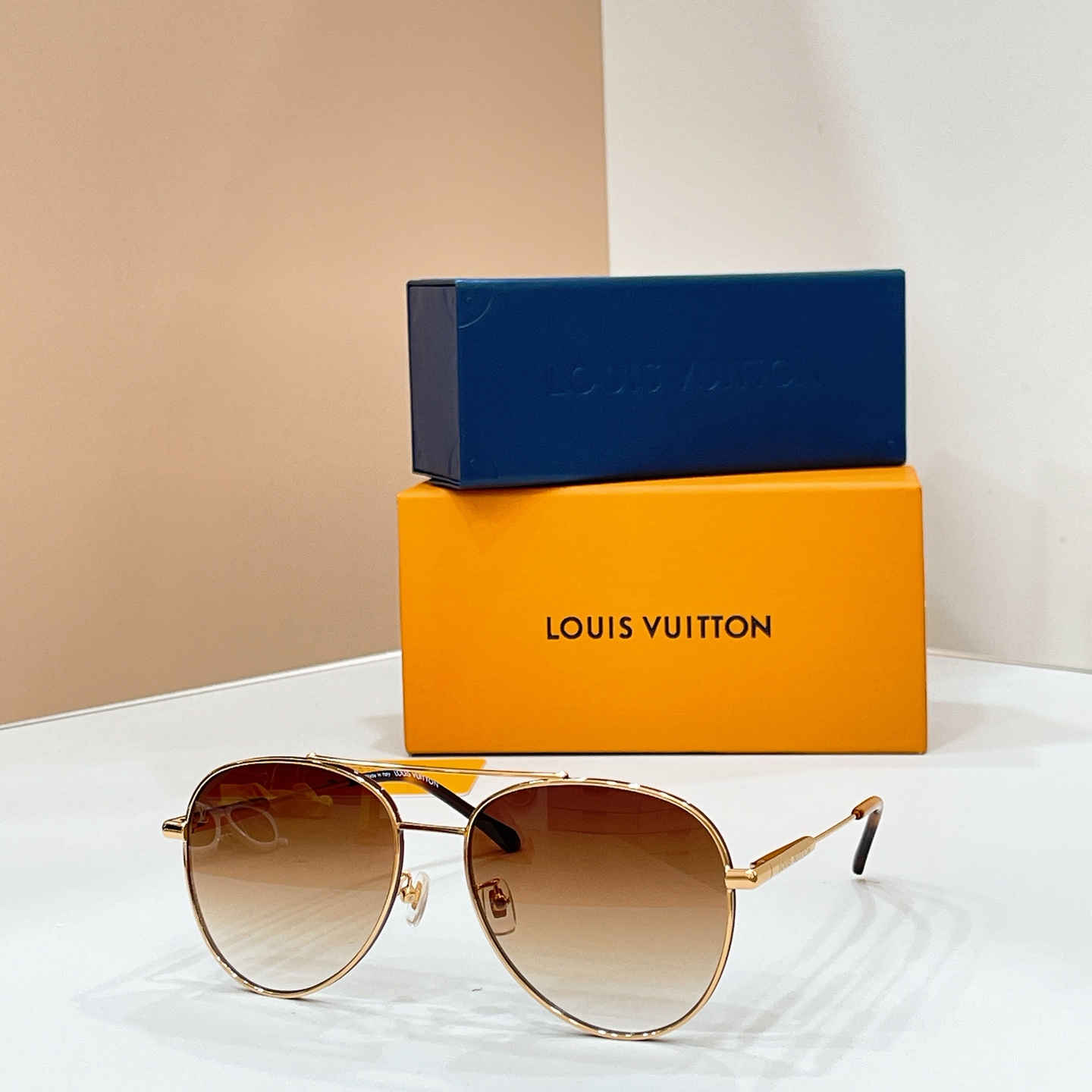 LOUIS VUITTO*✨✨✨MODEL：Z40192W✨✨✨ SIZE：59口18-145✨✨✨