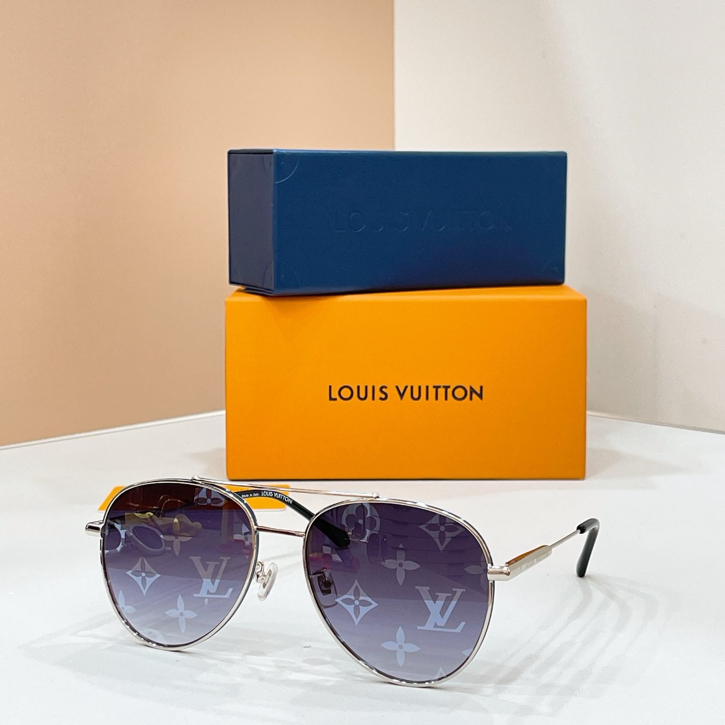 LOUIS VUITTO*✨✨✨MODEL：Z40192W✨✨✨ SIZE：59口18-145✨✨✨