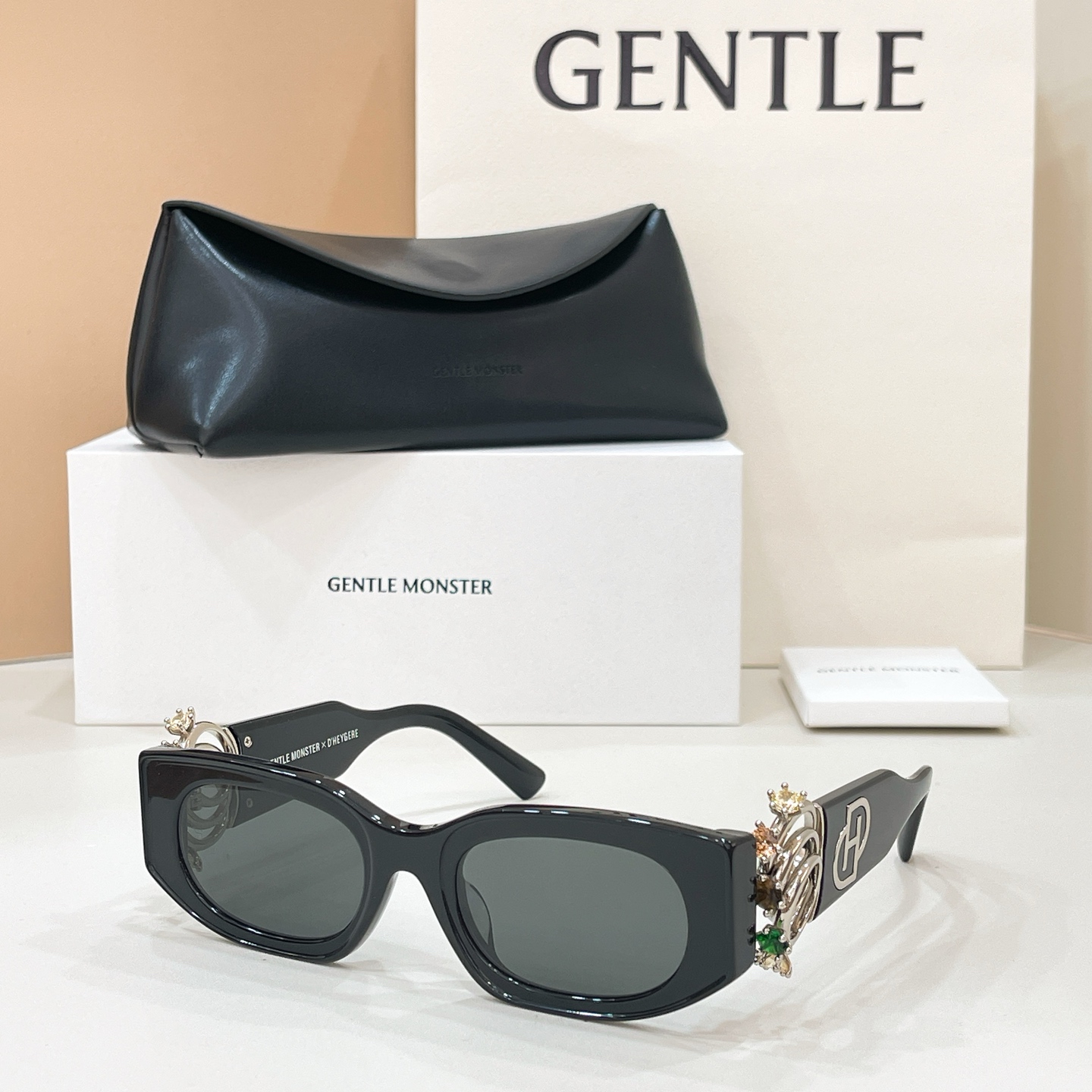 GENTLE MONSTER collaboration acetate rectangular sunglasses