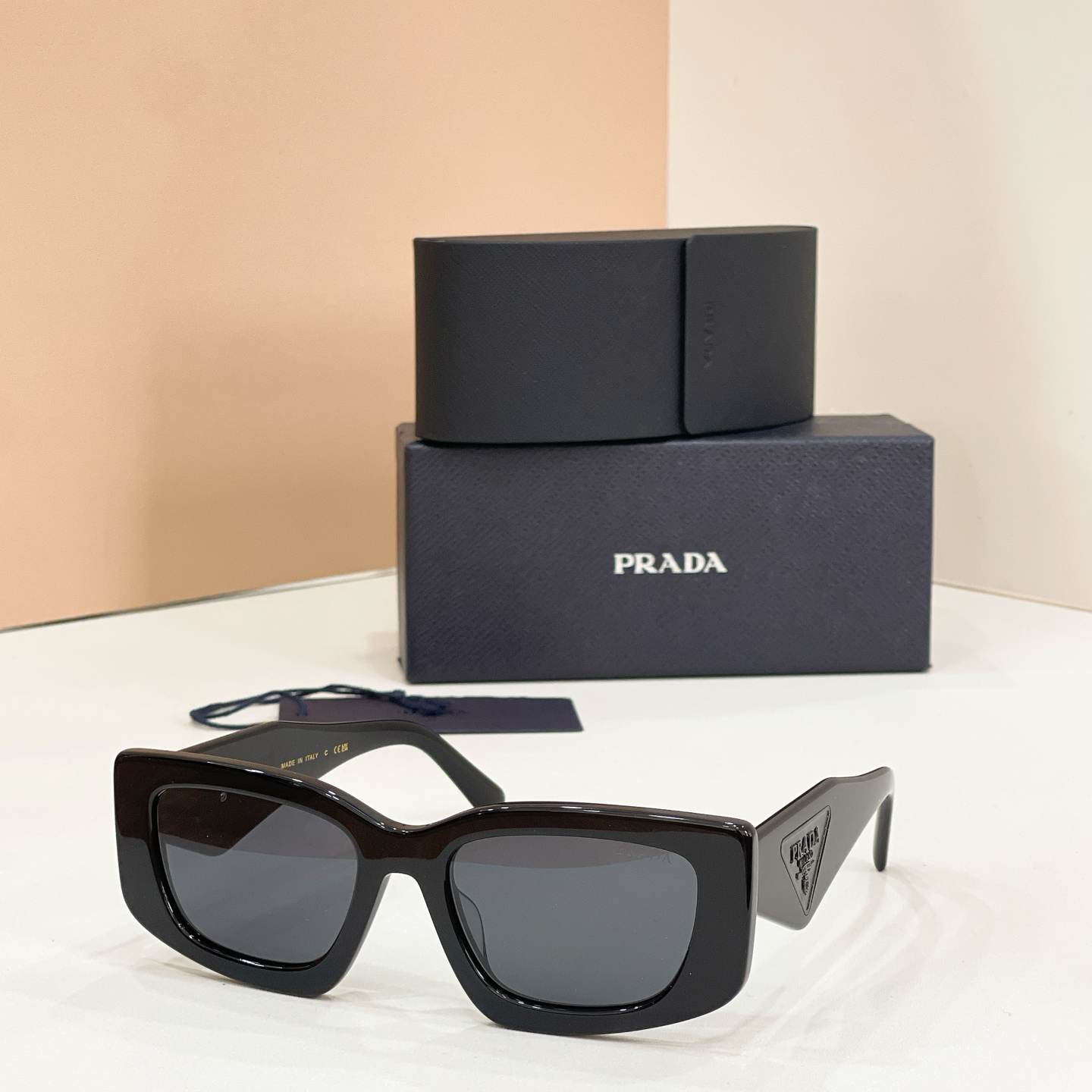 PRADA✨✨✨MODEL：PR 2200S✨✨✨SIZE：54口20-145 ✨✨✨