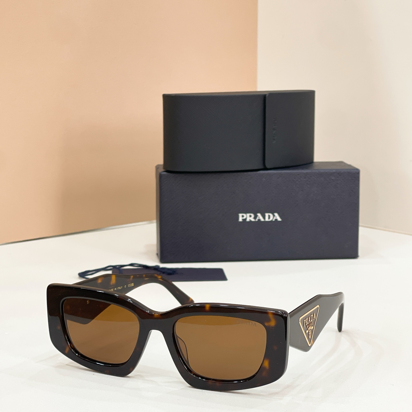 PRADA✨✨✨MODEL：PR 2200S✨✨✨SIZE：54口20-145 ✨✨✨