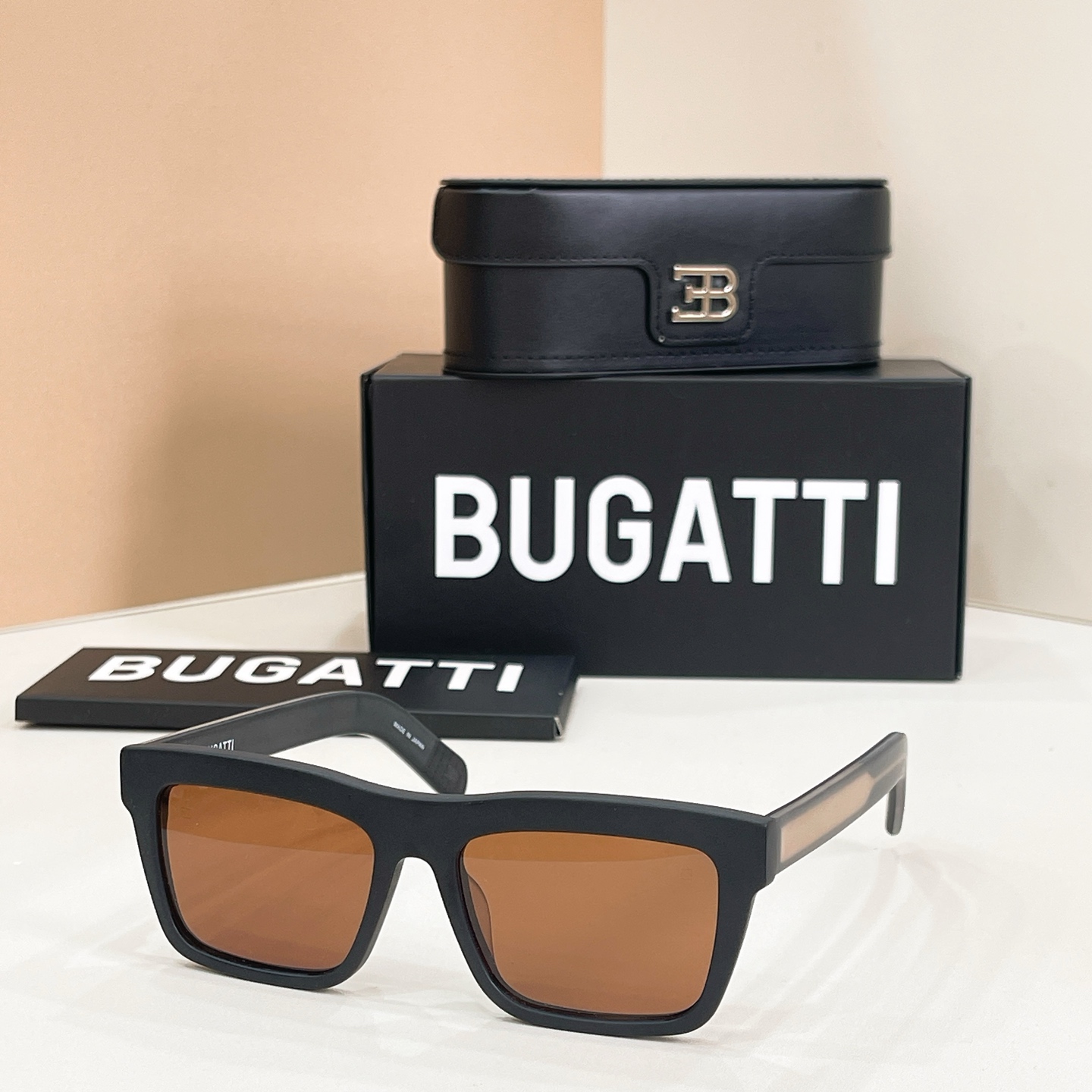 BUGATTI⚜️⚜️⚜️MODEL:bug44⚜️⚜️⚜️SIZE：66口15-148⚜️⚜️⚜️配送