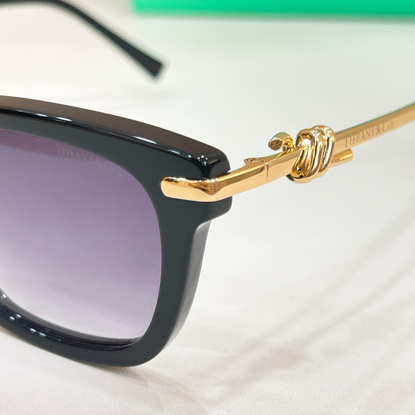 TIFFANY&Co.✨✨✨MODEL：TF 2281✨✨✨ SIZE：54口17-145✨✨✨