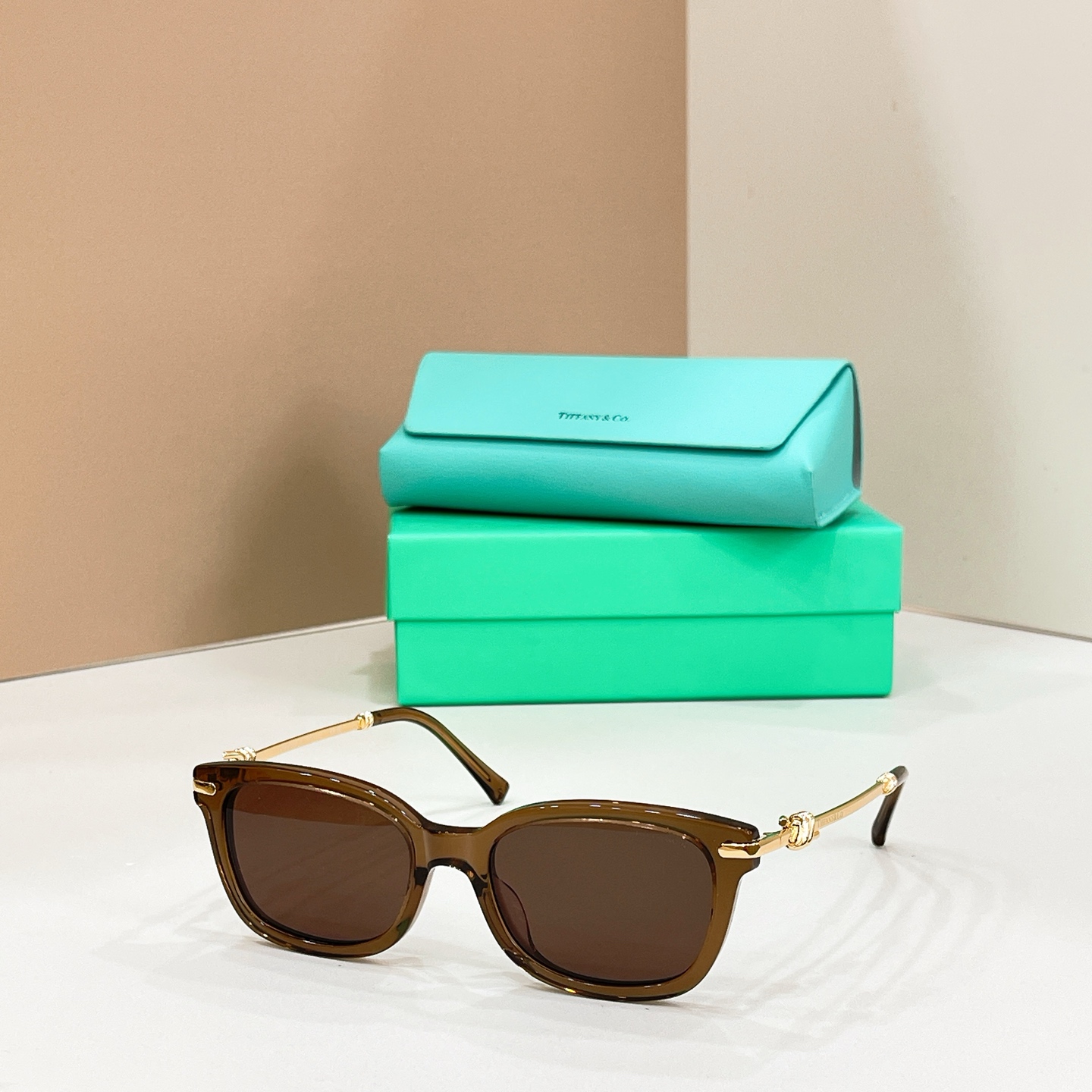 TIFFANY&Co.✨✨✨MODEL：TF 2281✨✨✨ SIZE：54口17-145✨✨✨