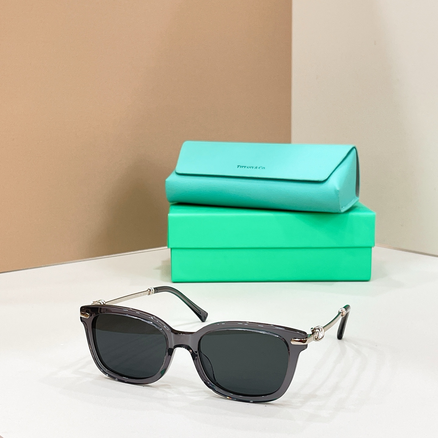TIFFANY&Co.✨✨✨MODEL：TF 2281✨✨✨ SIZE：54口17-145✨✨✨