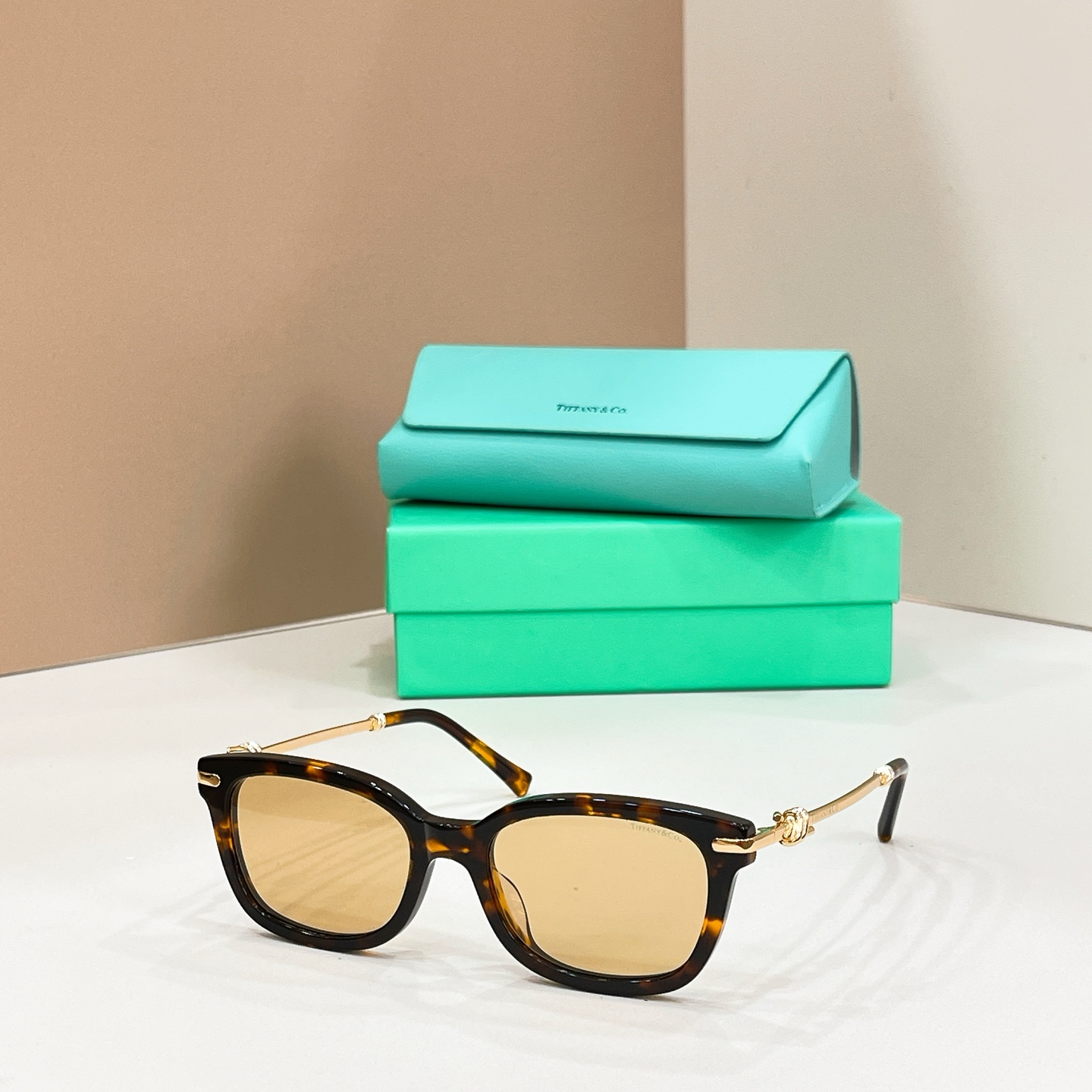 TIFFANY&Co.✨✨✨MODEL：TF 2281✨✨✨ SIZE：54口17-145✨✨✨