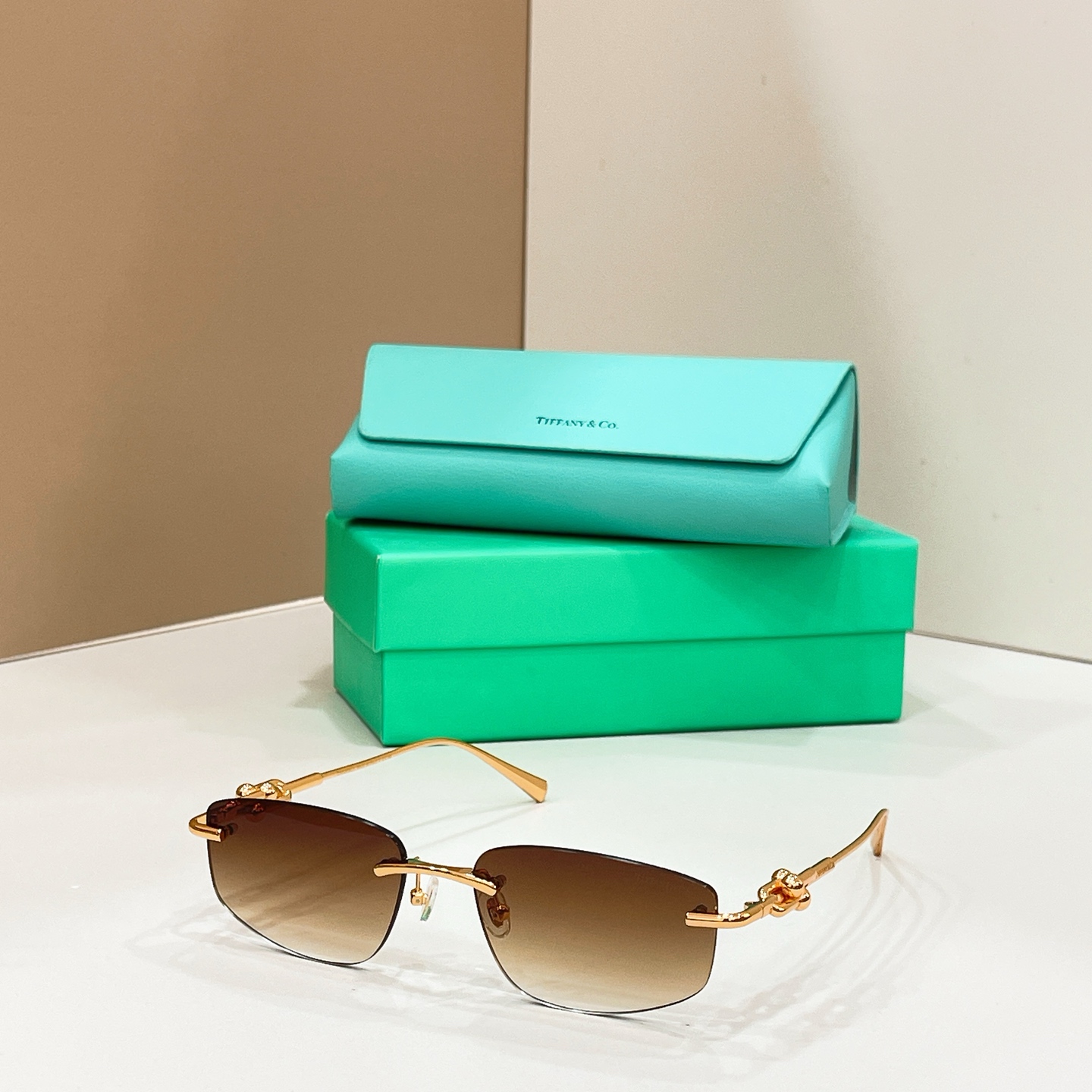 TIFFANY&Co.✨✨✨MODEL：TF2042L✨✨✨ SIZE：58口18-145✨✨✨