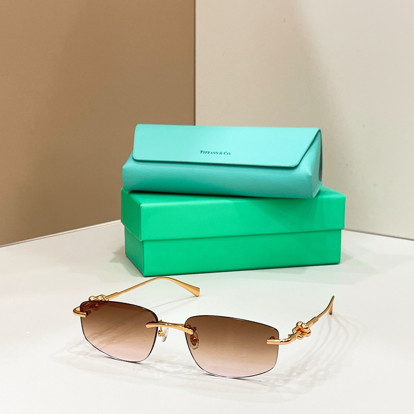 TIFFANY&Co.✨✨✨MODEL：TF2042L✨✨✨ SIZE：58口18-145✨✨✨