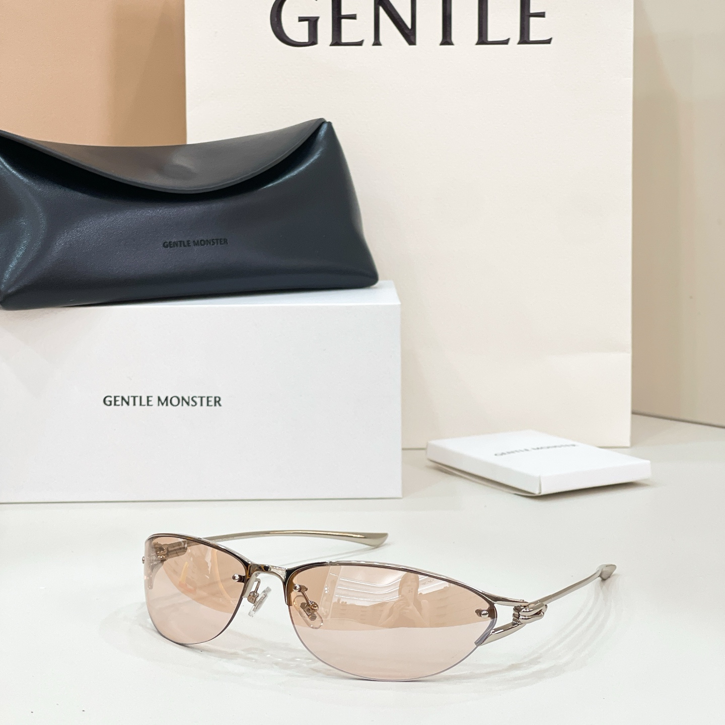 GENTLE MONSTER FUTURA Metal Frameless Sunglasses