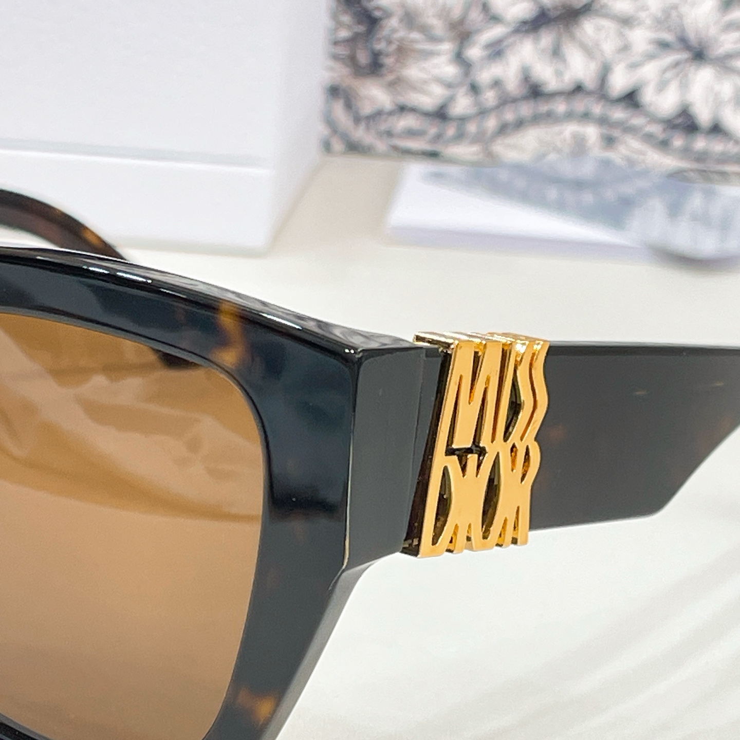 DIO*🌟🌟🌟MODEL：MISSDIOR S2F🌟🌟🌟SIZE：56口16-145🌟🌟
