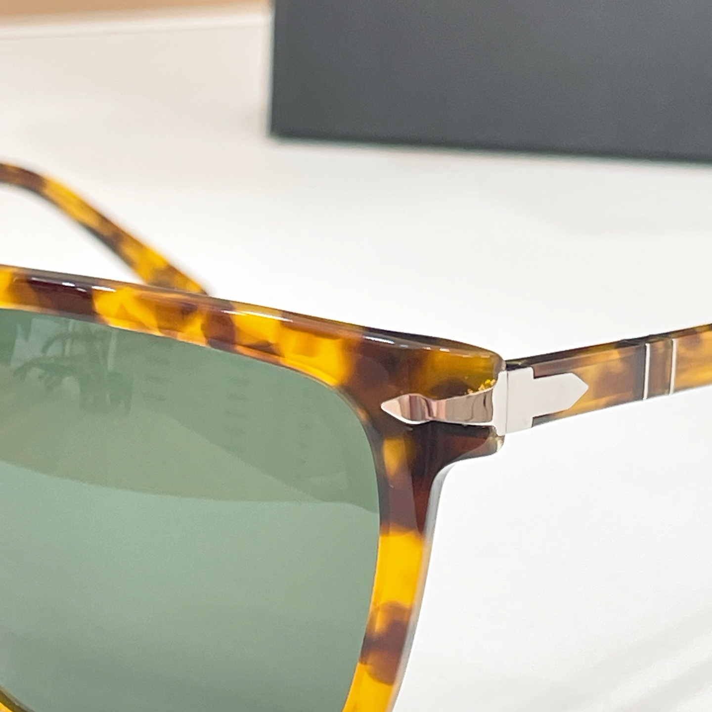 Persol🌟🌟🌟MODEL：3348-S🌟🌟🌟SIZE：57口20-145🌟🌟🌟