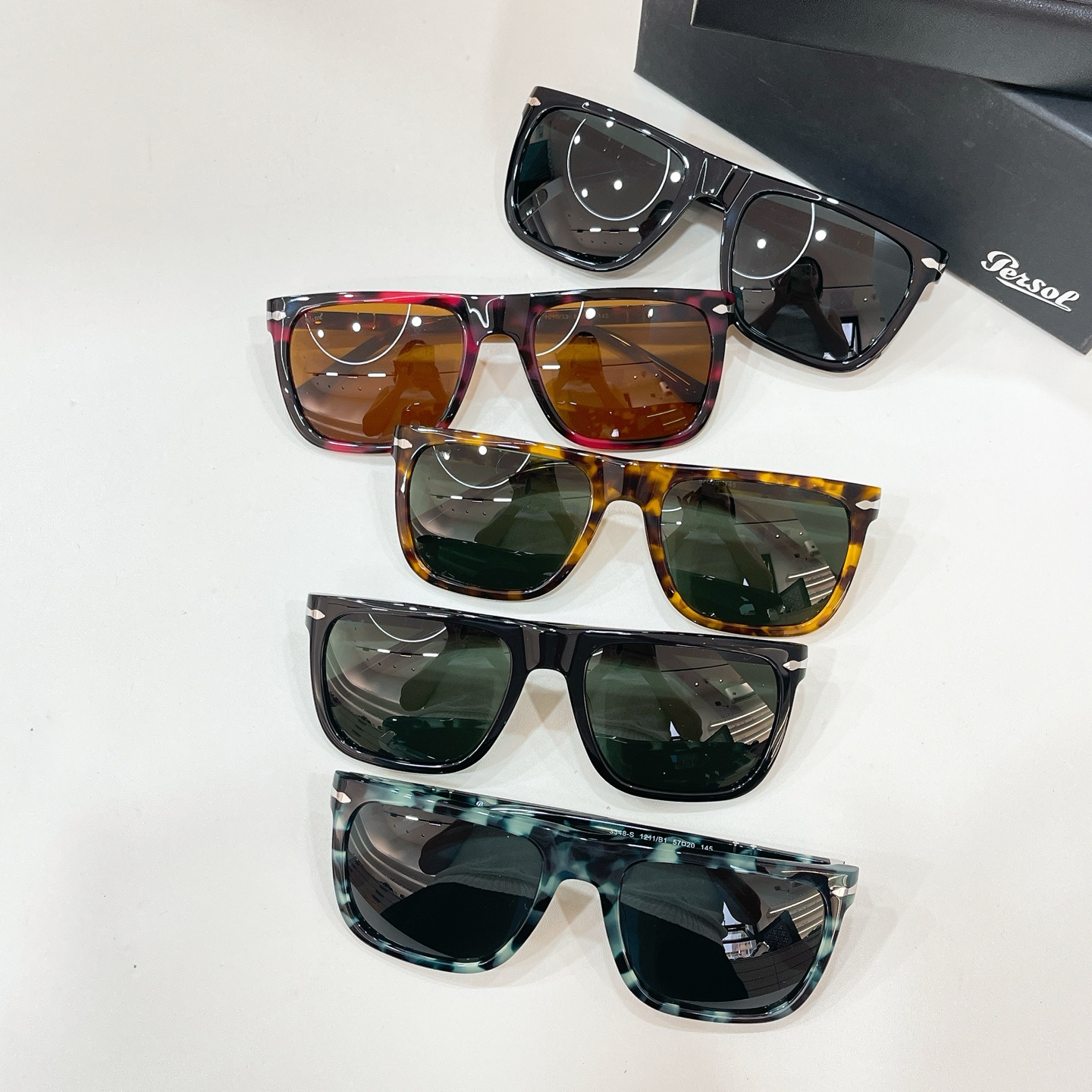 Persol🌟🌟🌟MODEL：3348-S🌟🌟🌟SIZE：57口20-145🌟🌟🌟