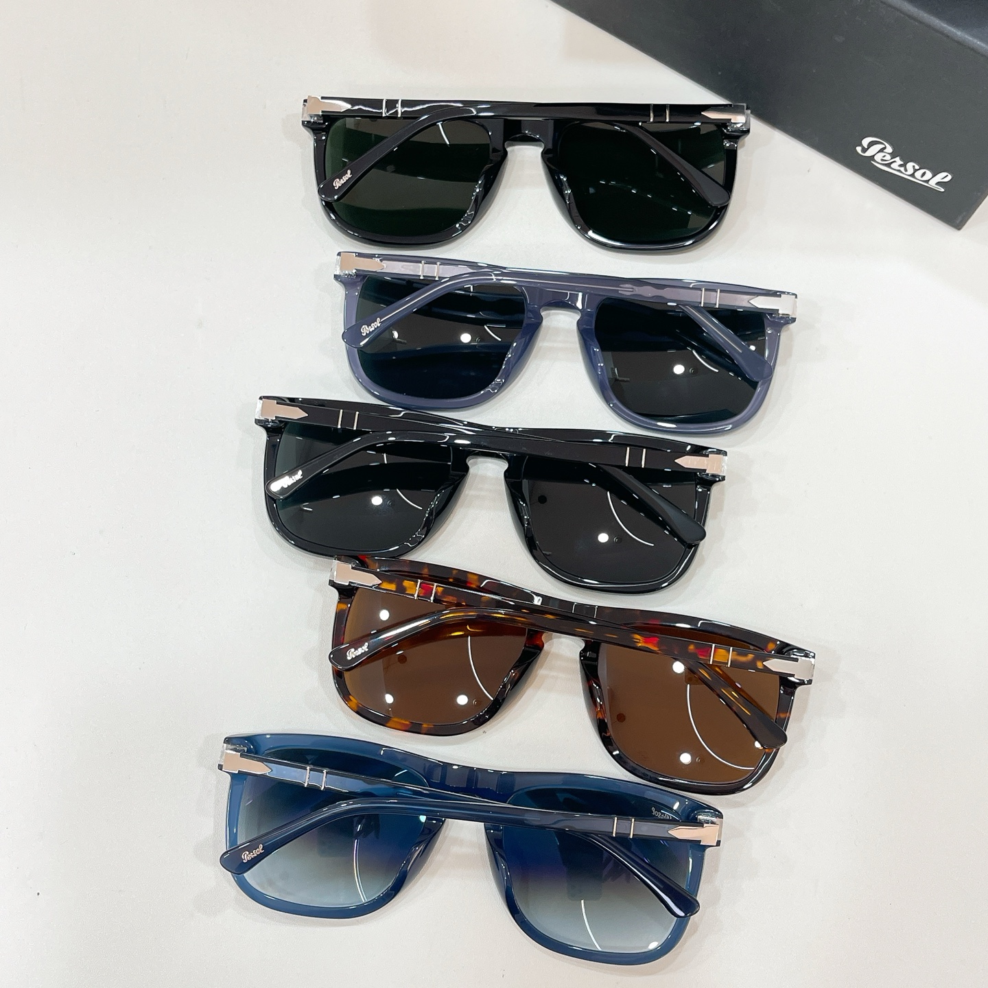 Persol🌟🌟🌟MODEL：3336-S🌟🌟🌟SIZE：57口21-145🌟🌟🌟