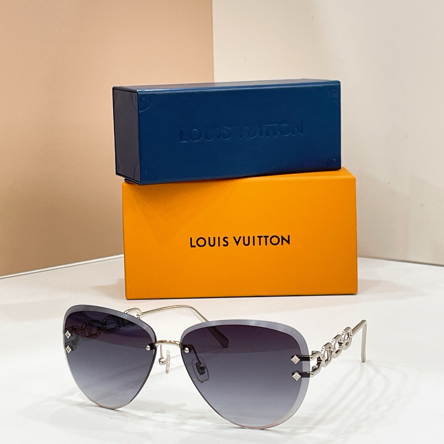 LOUIS VUITTO*✨✨✨MODEL：Z1854U✨✨✨ SIZE：64口11-140✨✨✨