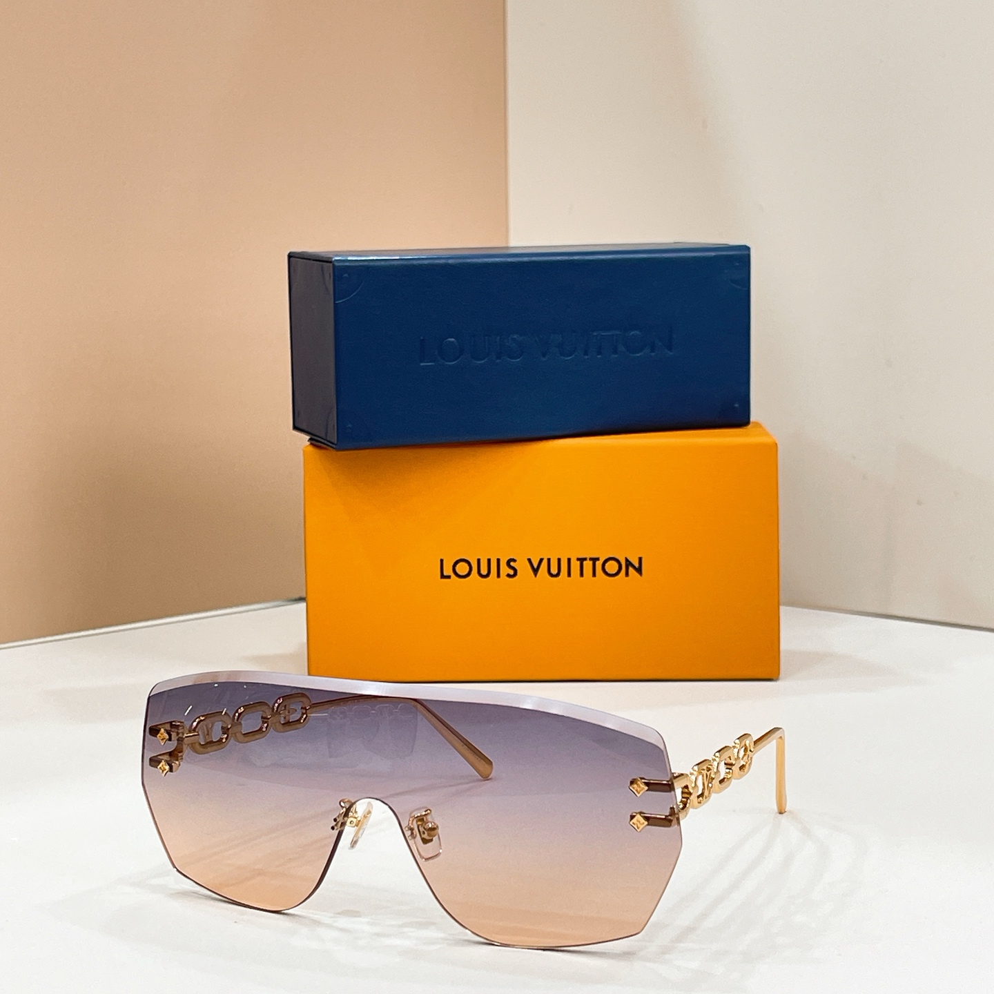 LOUIS VUITTO*✨✨✨MODEL：Z3108U✨✨✨ SIZE：63口16-145✨✨✨
