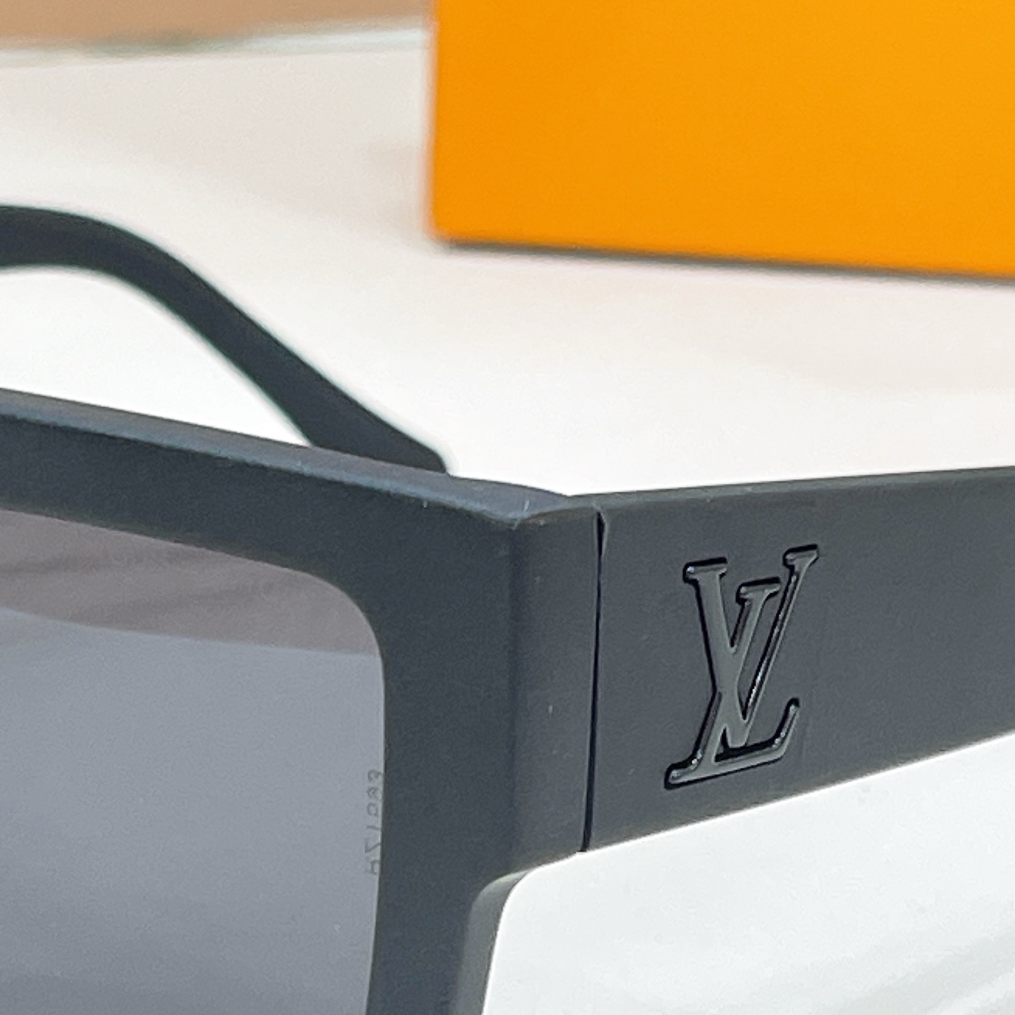 LOUIS VUITTO*✨✨✨MODEL：Z3154W✨✨✨ SIZE：54口21-145✨✨✨