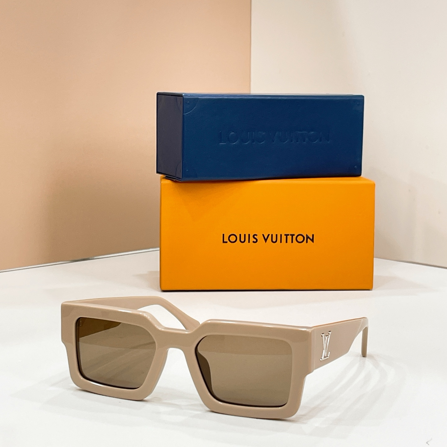 LOUIS VUITTO*✨✨✨MODEL：Z3154W✨✨✨ SIZE：54口21-145✨✨✨