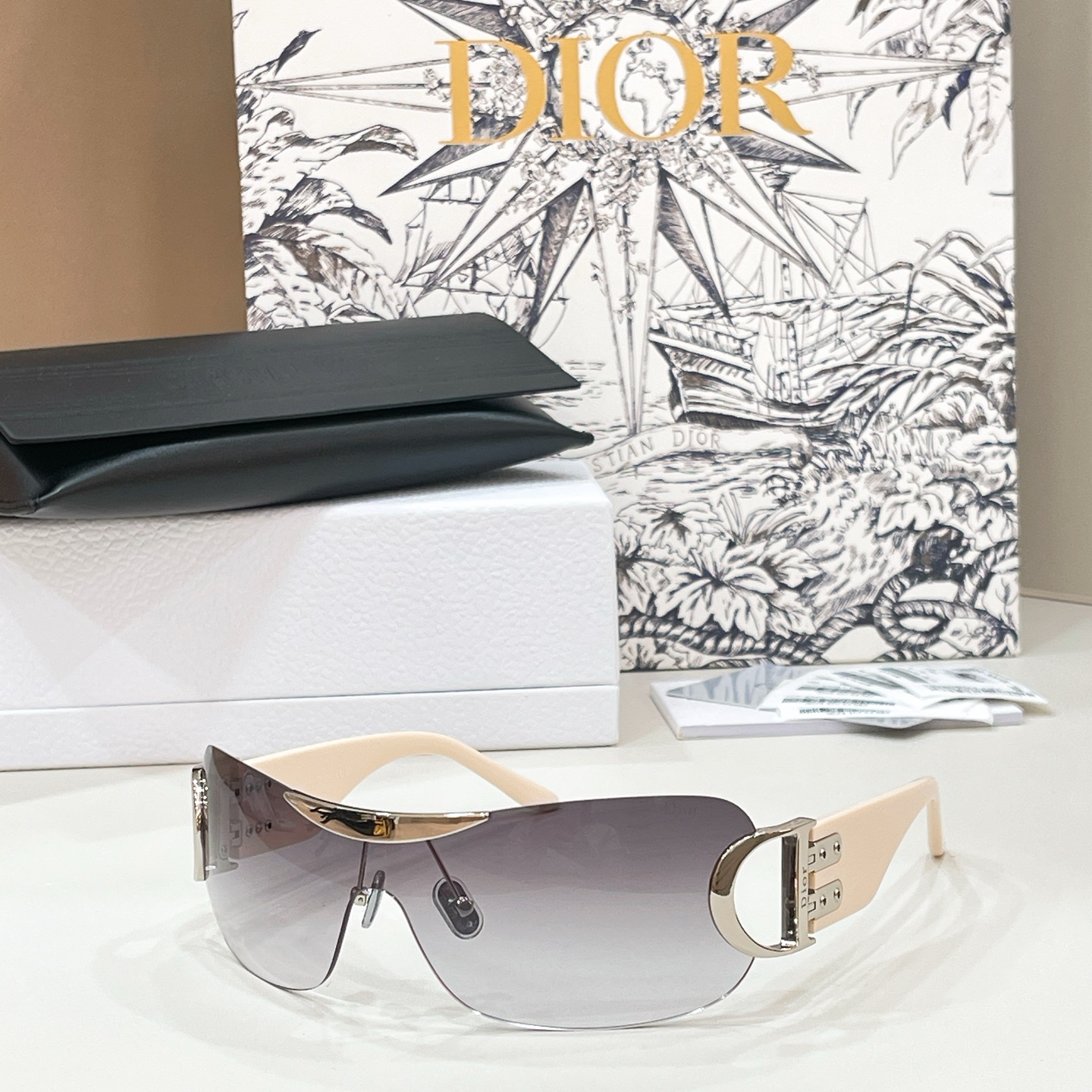DIO*🌟🌟🌟MODEL：Dior Y2K🌟🌟🌟SIZE：133-125🌟🌟