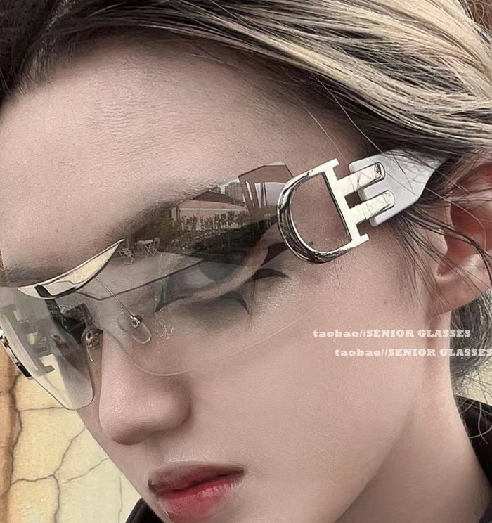 DIO*🌟🌟🌟MODEL：Dior Y2K🌟🌟🌟SIZE：133-125🌟🌟