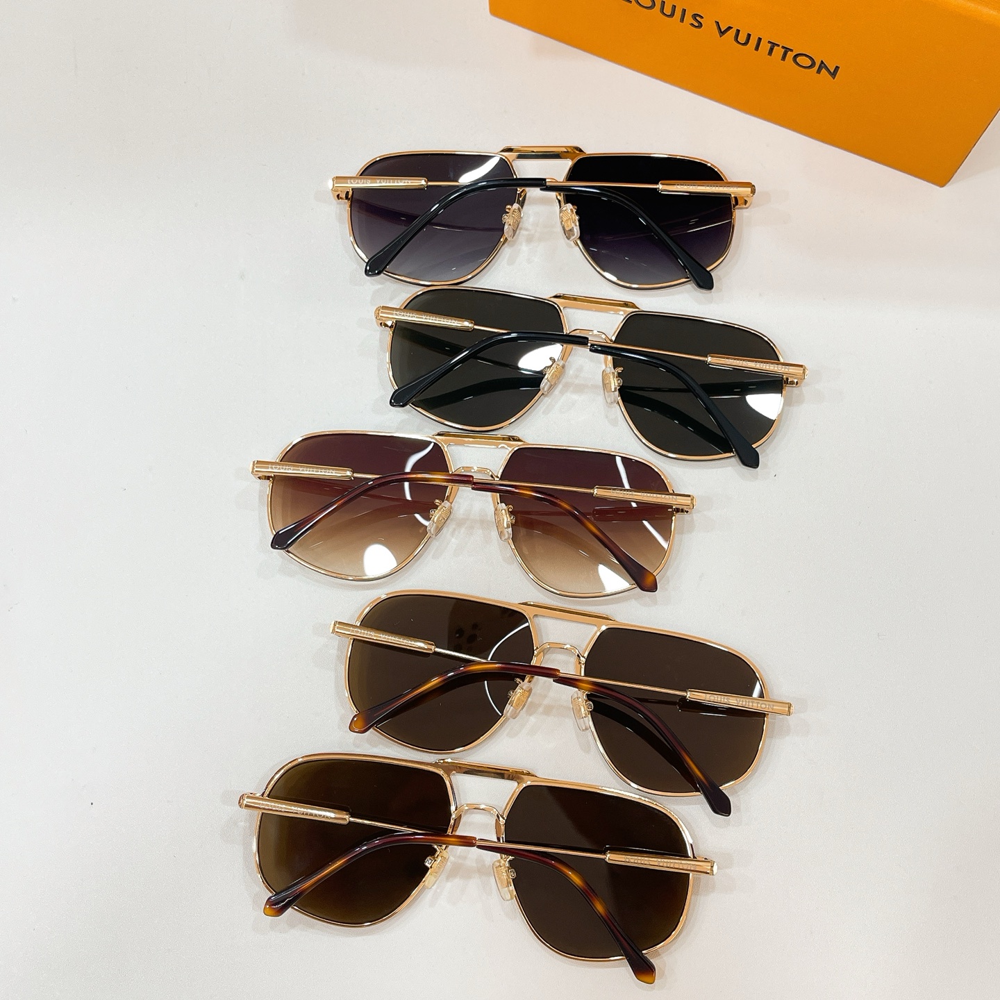 LOUIS VUITTO*✨✨✨MODEL：Z40191W✨✨✨ SIZE：58口17-145✨✨✨