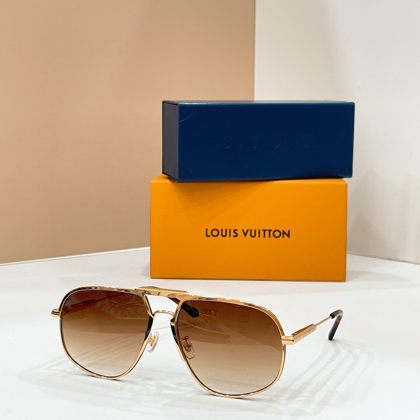 LOUIS VUITTO*✨✨✨MODEL：Z40191W✨✨✨ SIZE：58口17-145✨✨✨