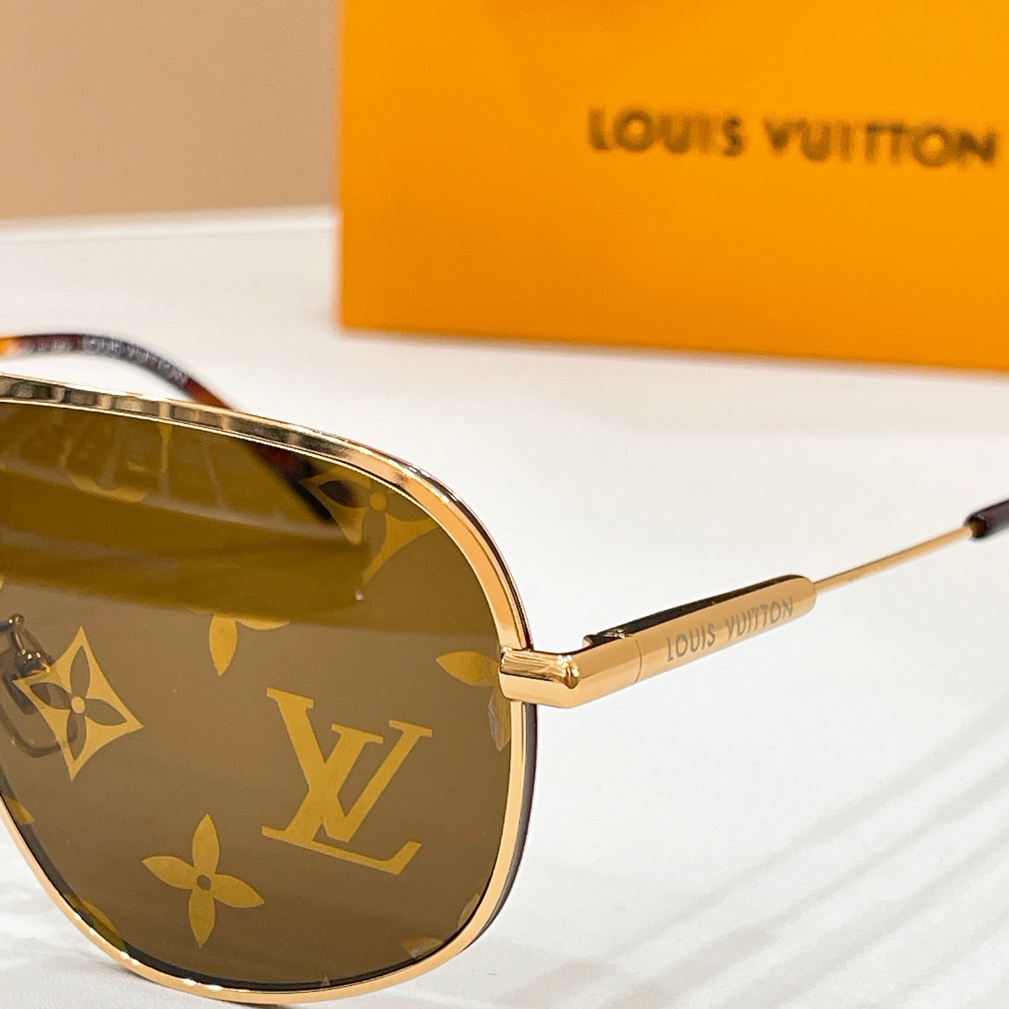 LOUIS VUITTO*✨✨✨MODEL：Z40191W✨✨✨ SIZE：58口17-145✨✨✨