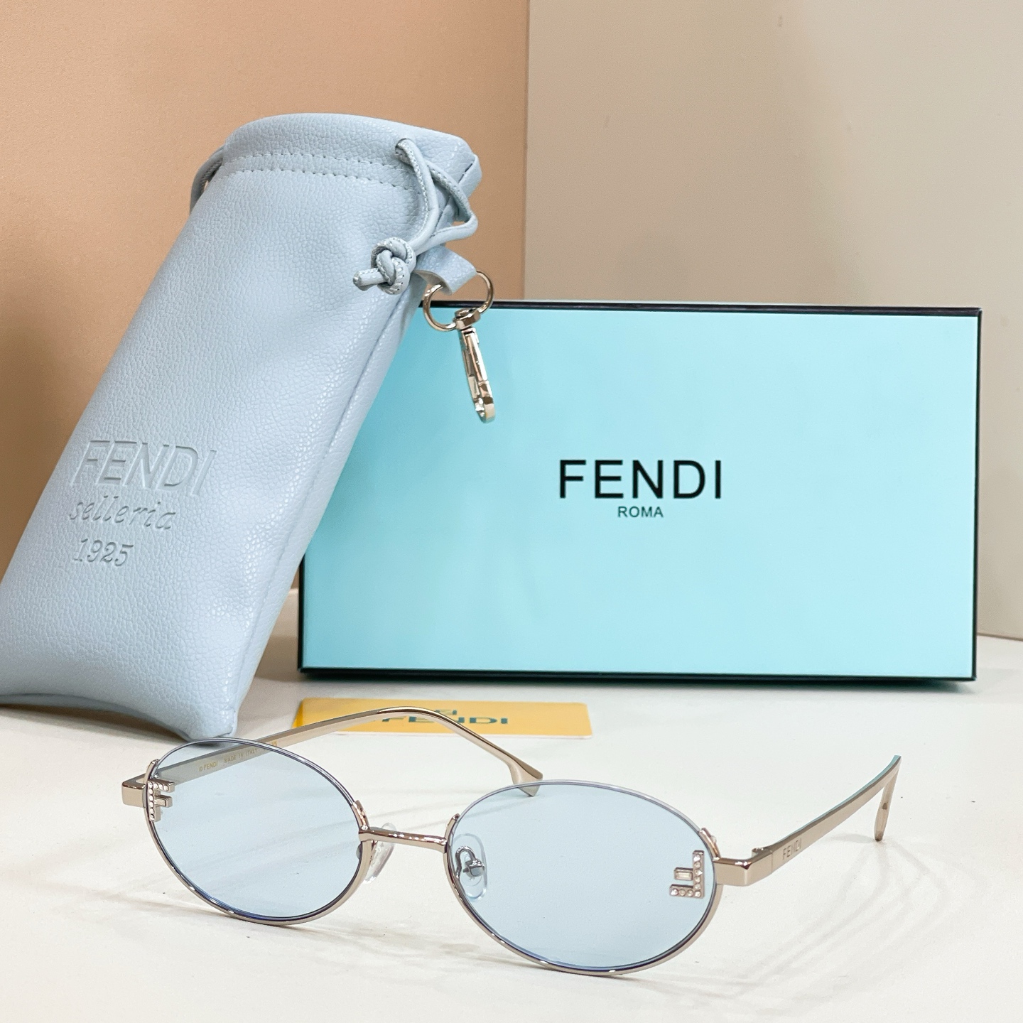 FENDI✨✨✨MODEL：FE 4103✨✨ SIZE：55口19-145✨✨✨